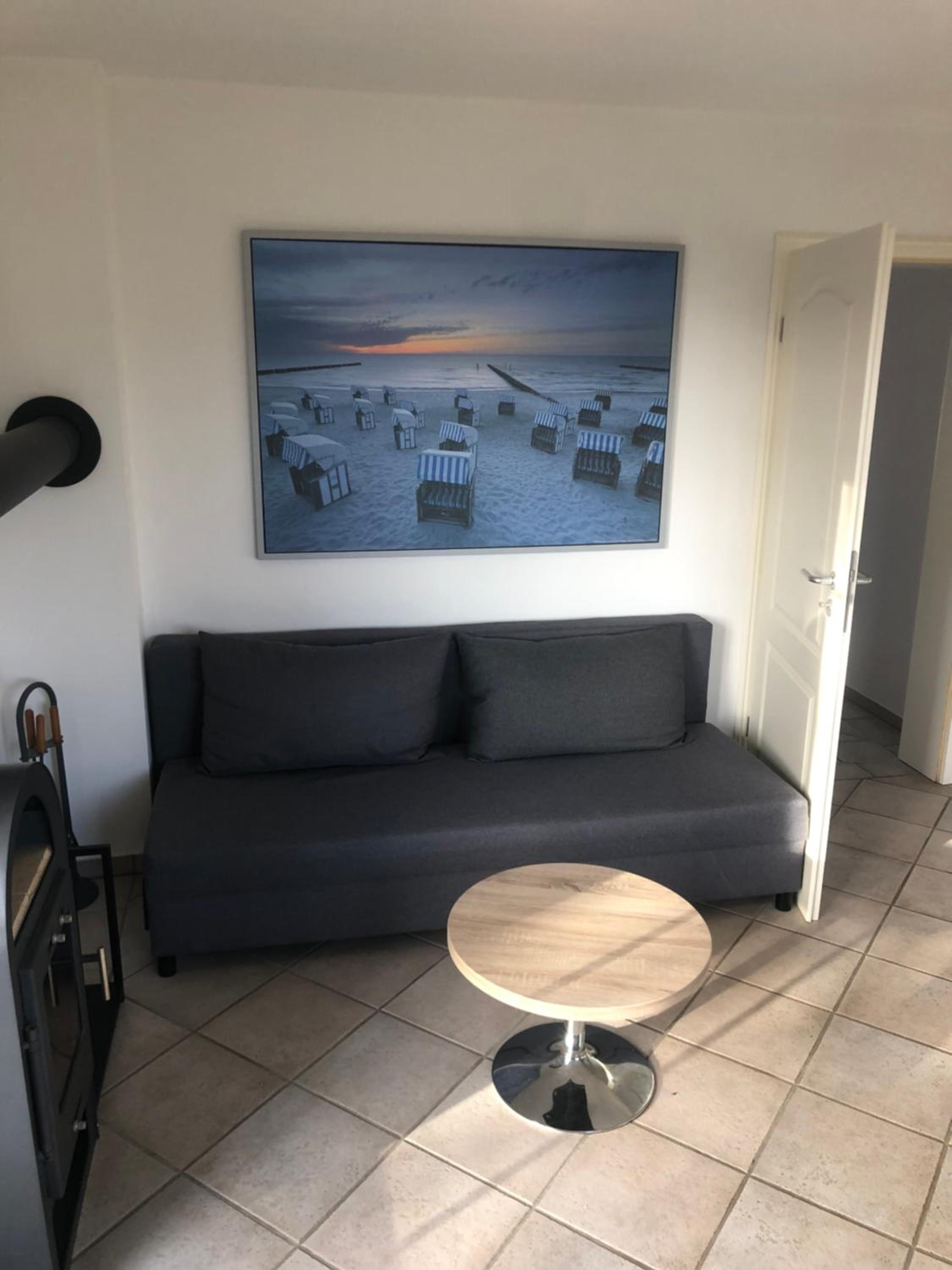 One-Bedroom Apartment - Photo 11