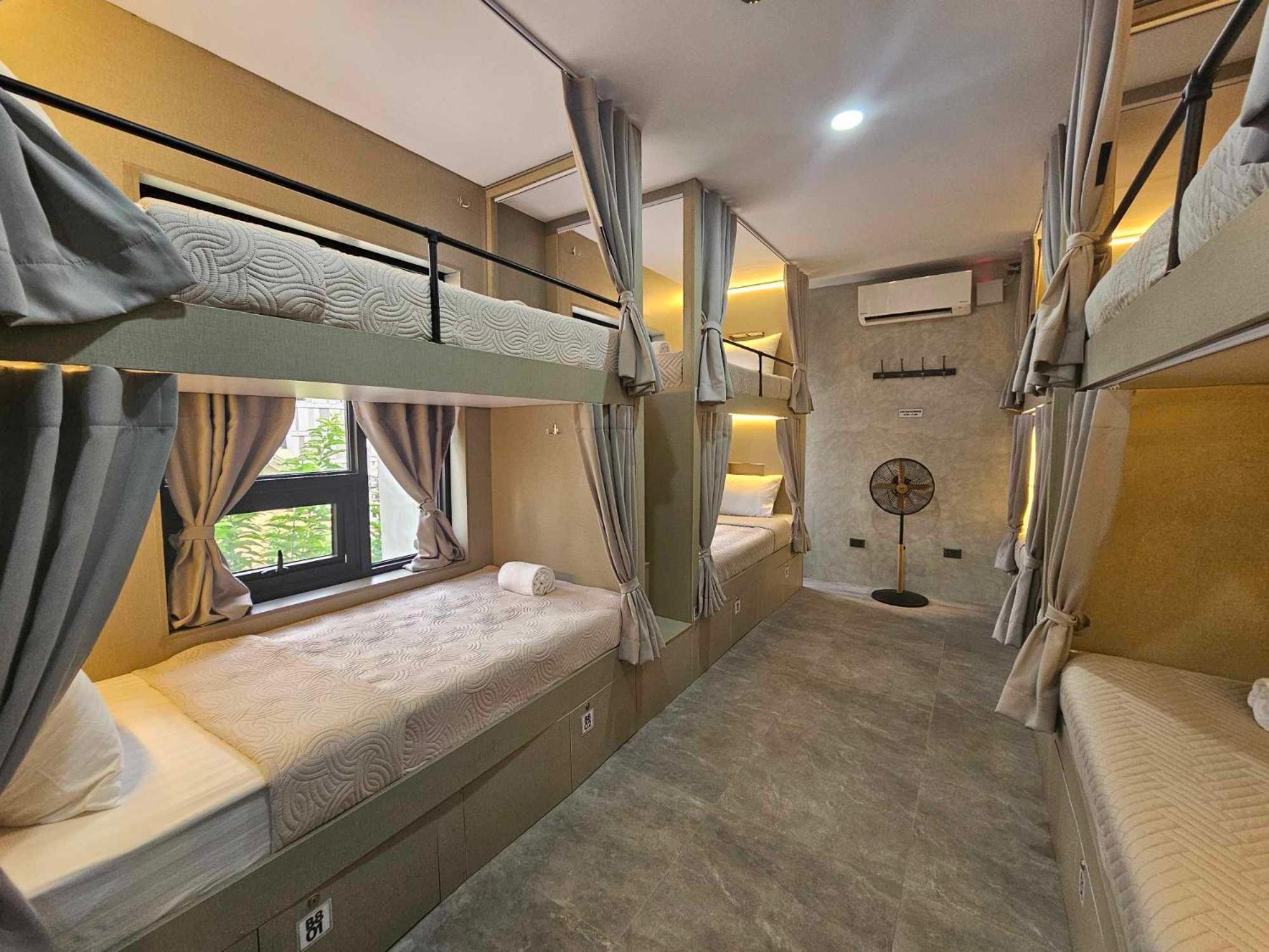 Bed in 8-Bed Mixed Dormitory Room