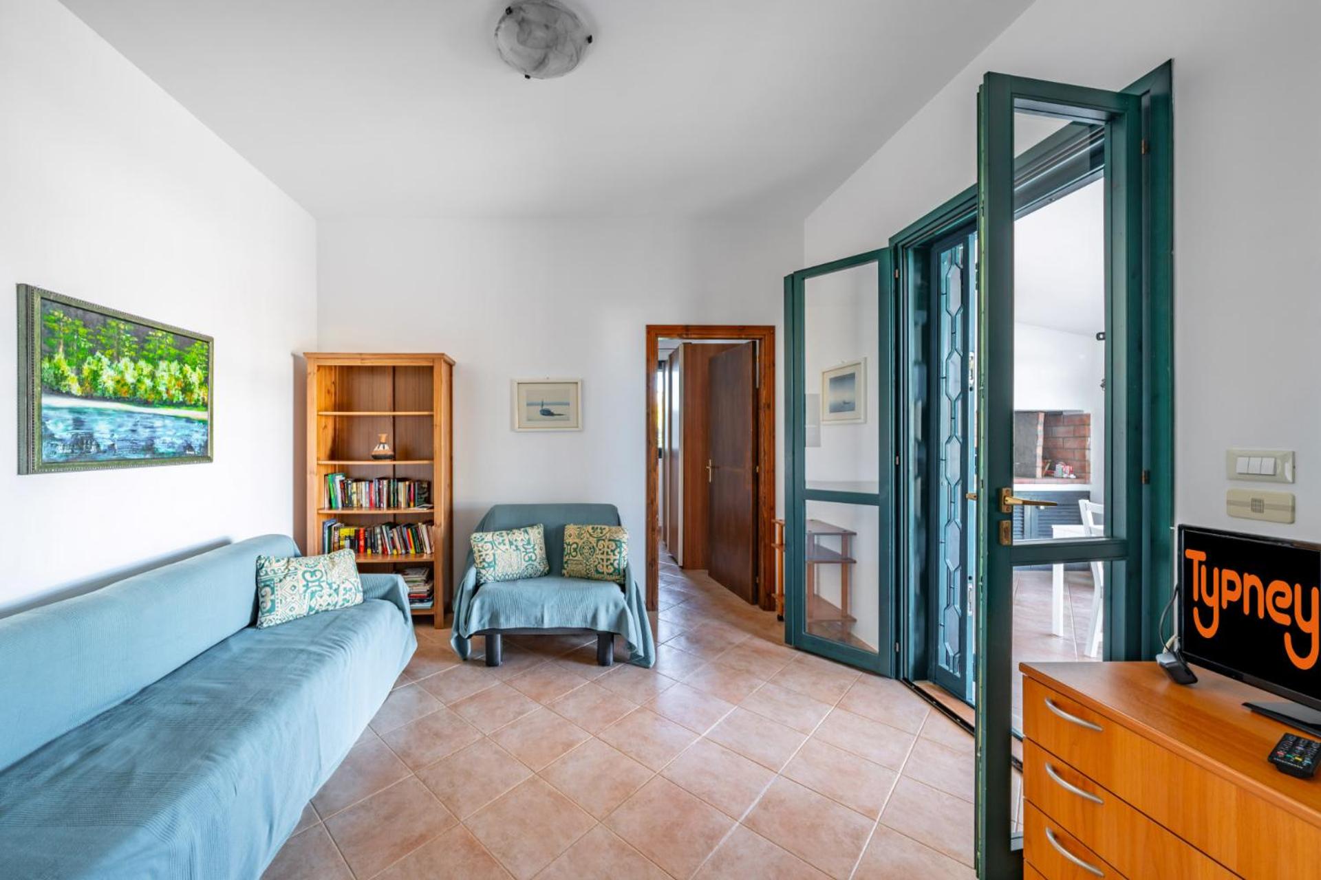 Villa photo 1