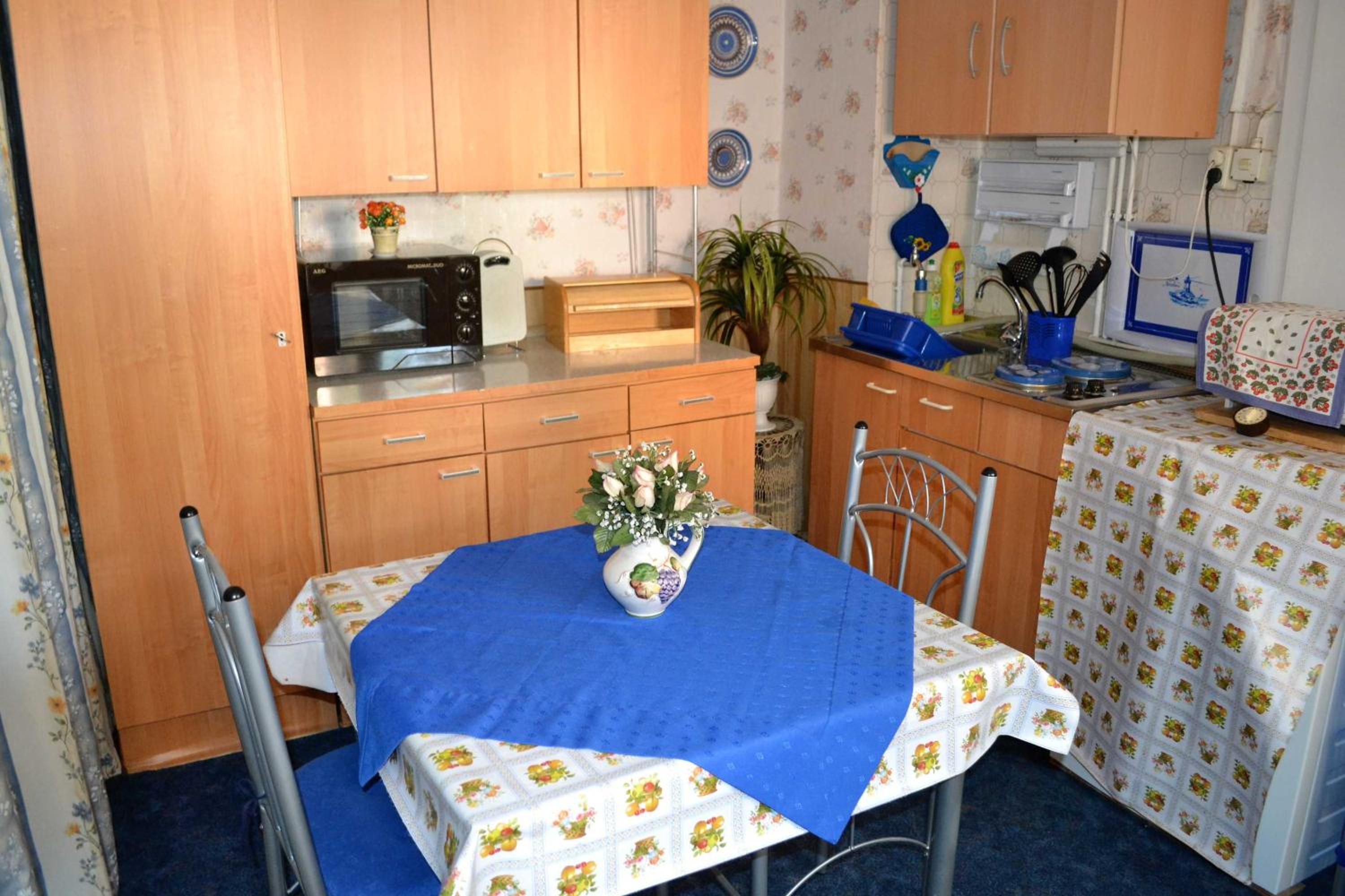 One-Bedroom House photo 2