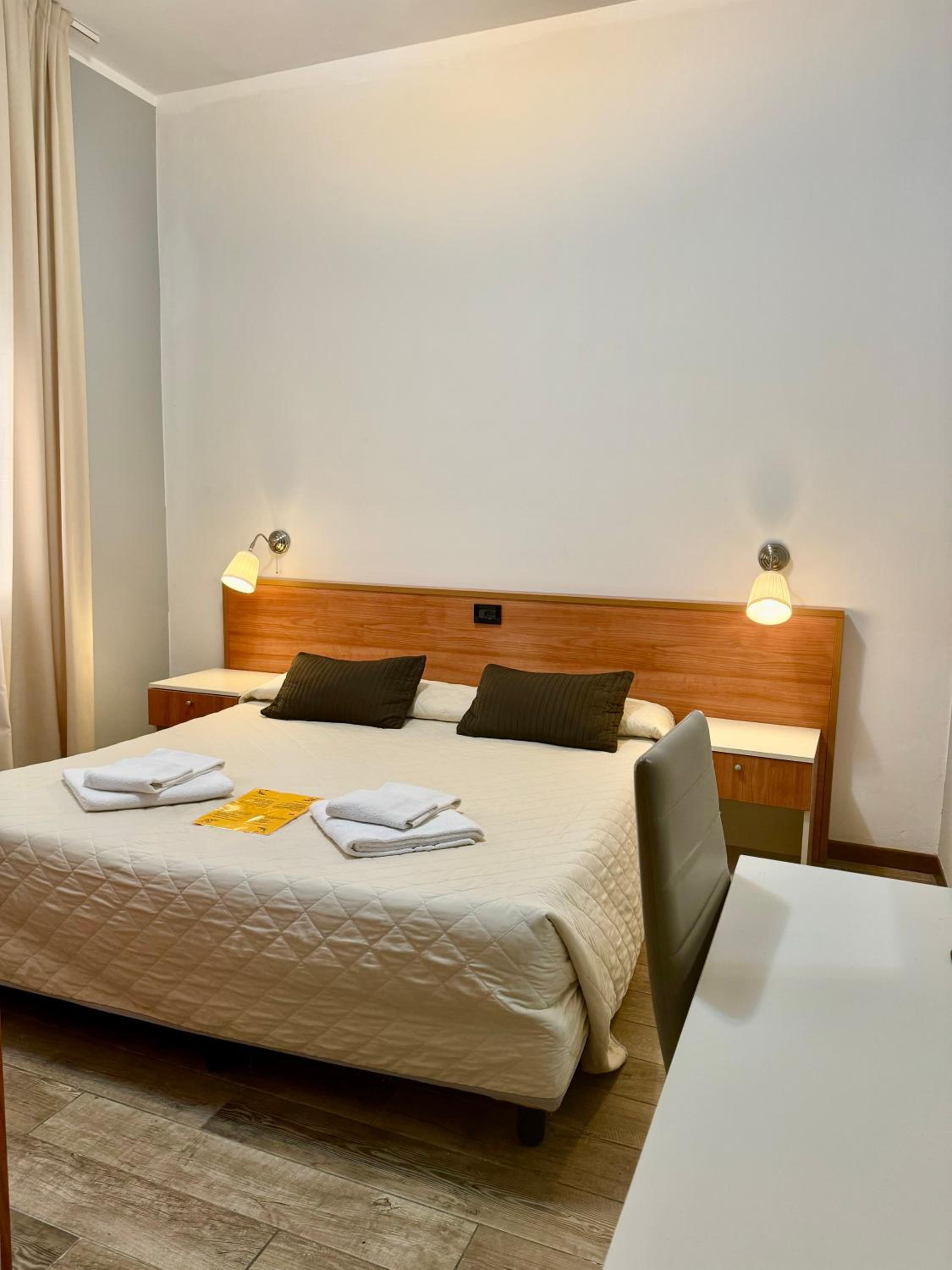Double or Twin Room - Photo 1