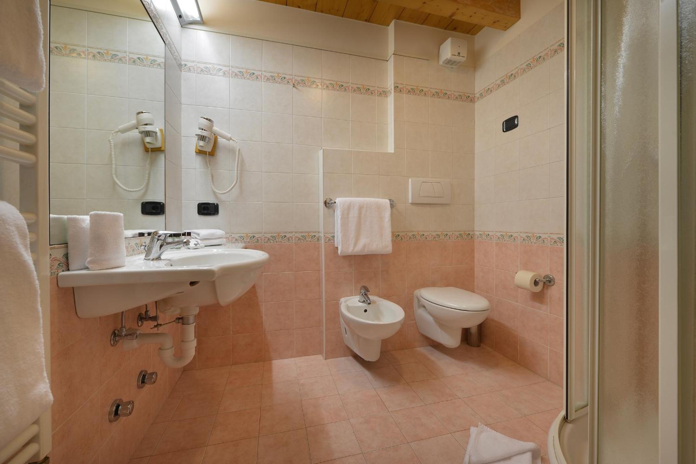 Triple Room with Balcony photo 3