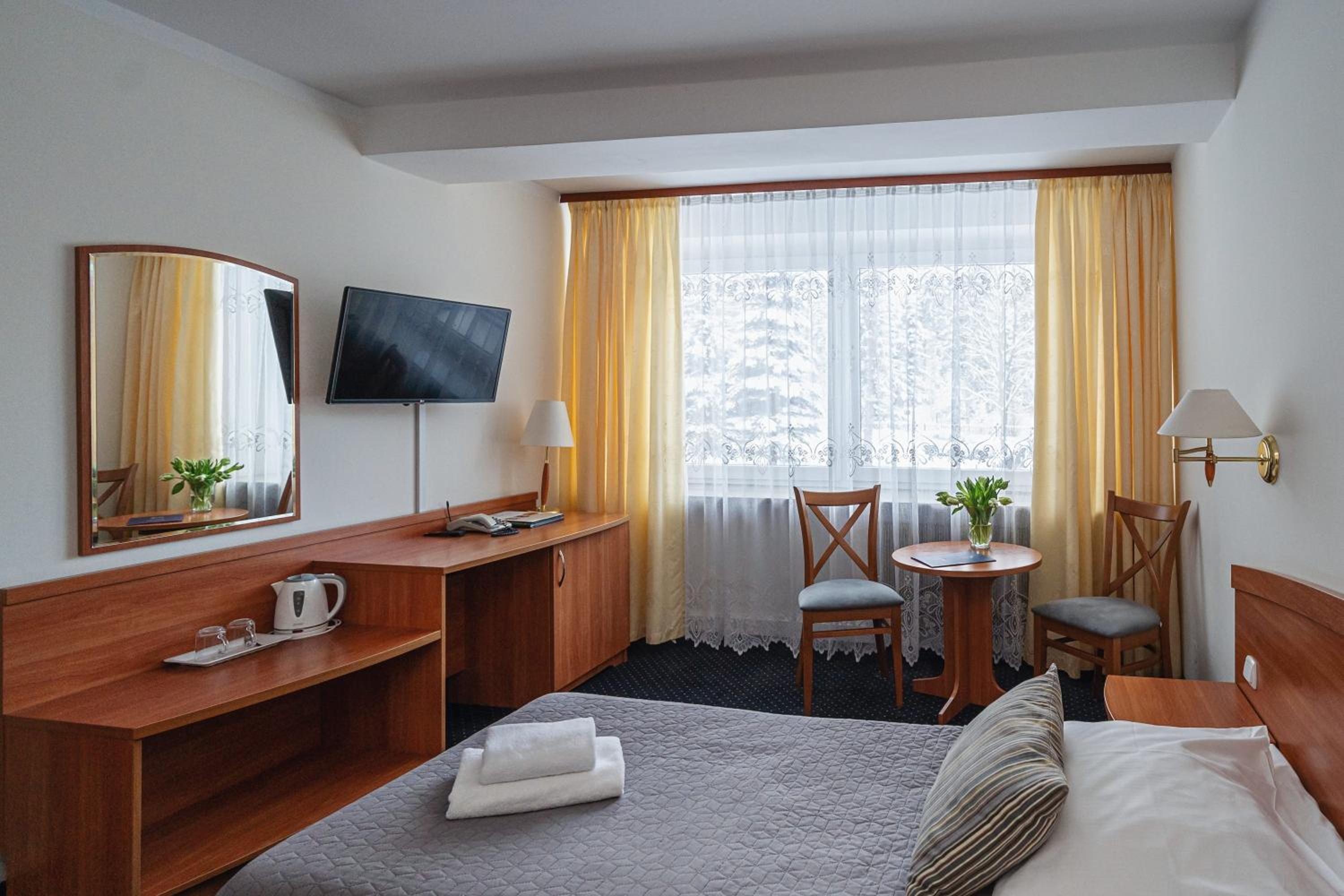 Twin Room - Photo 4