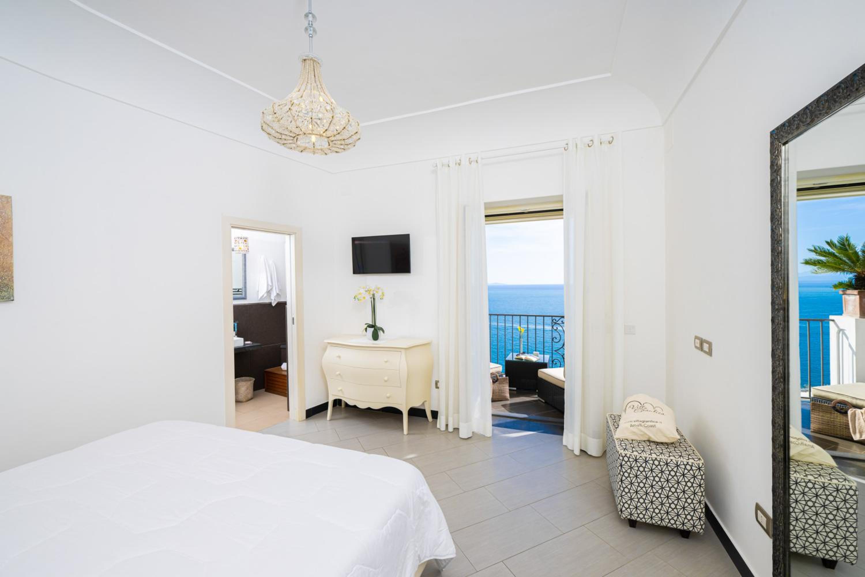 Superior Double Room with Sea View