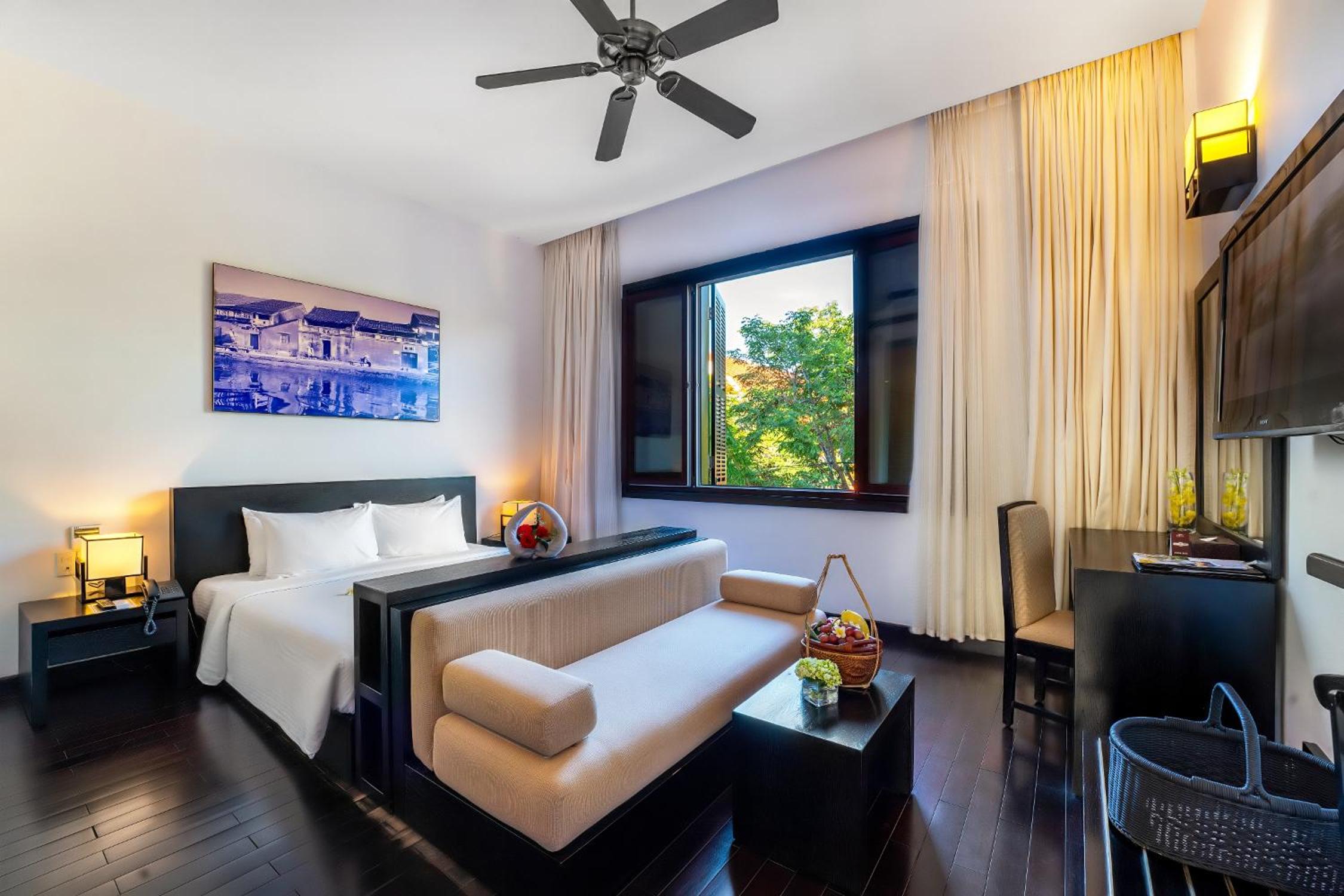 Premium with Pool/Garden/City View - Photo 1