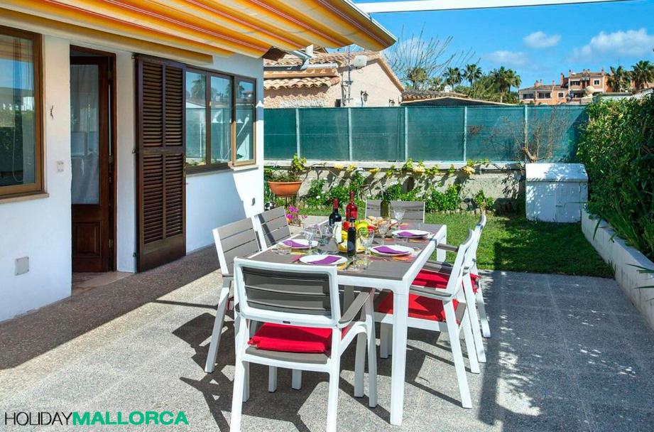 Three-Bedroom Villa photo 3