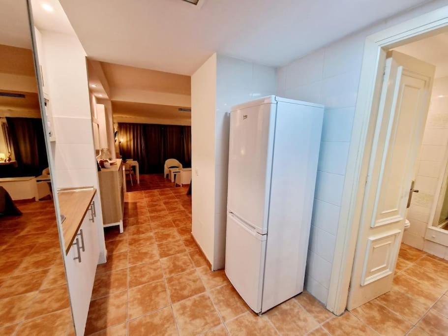 Studio Apartment photo 2