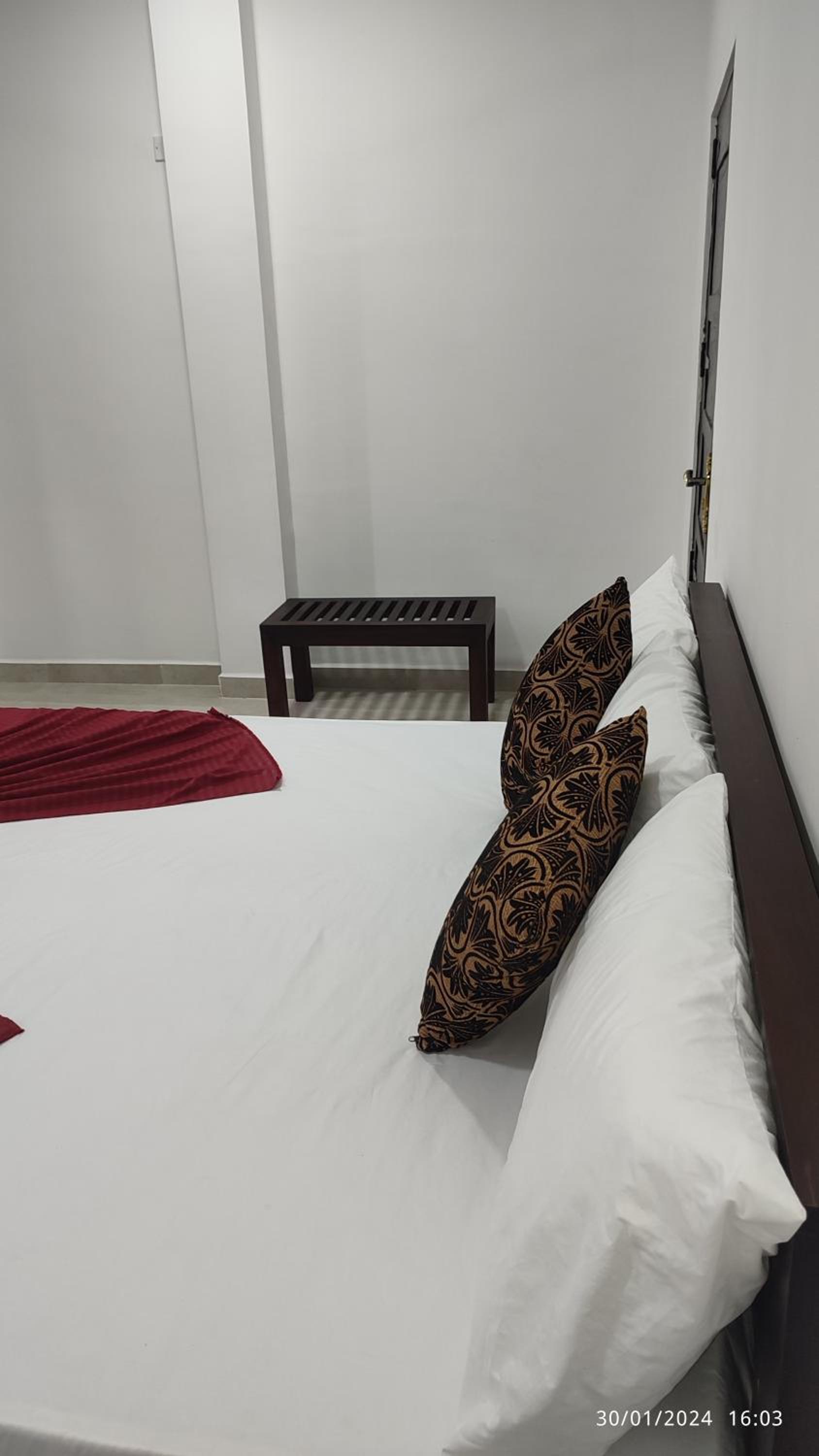 Triple Room with Private Bathroom photo 3