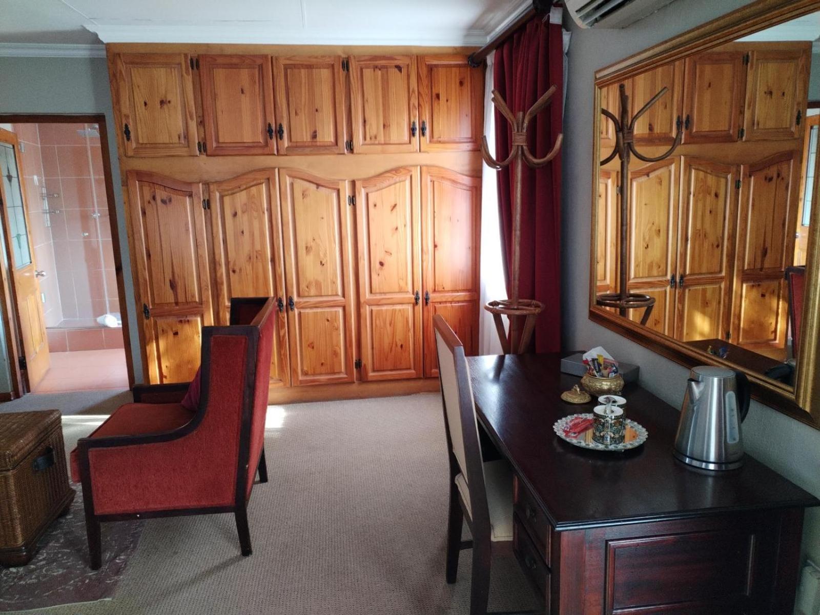 Deluxe Suite photo 2
