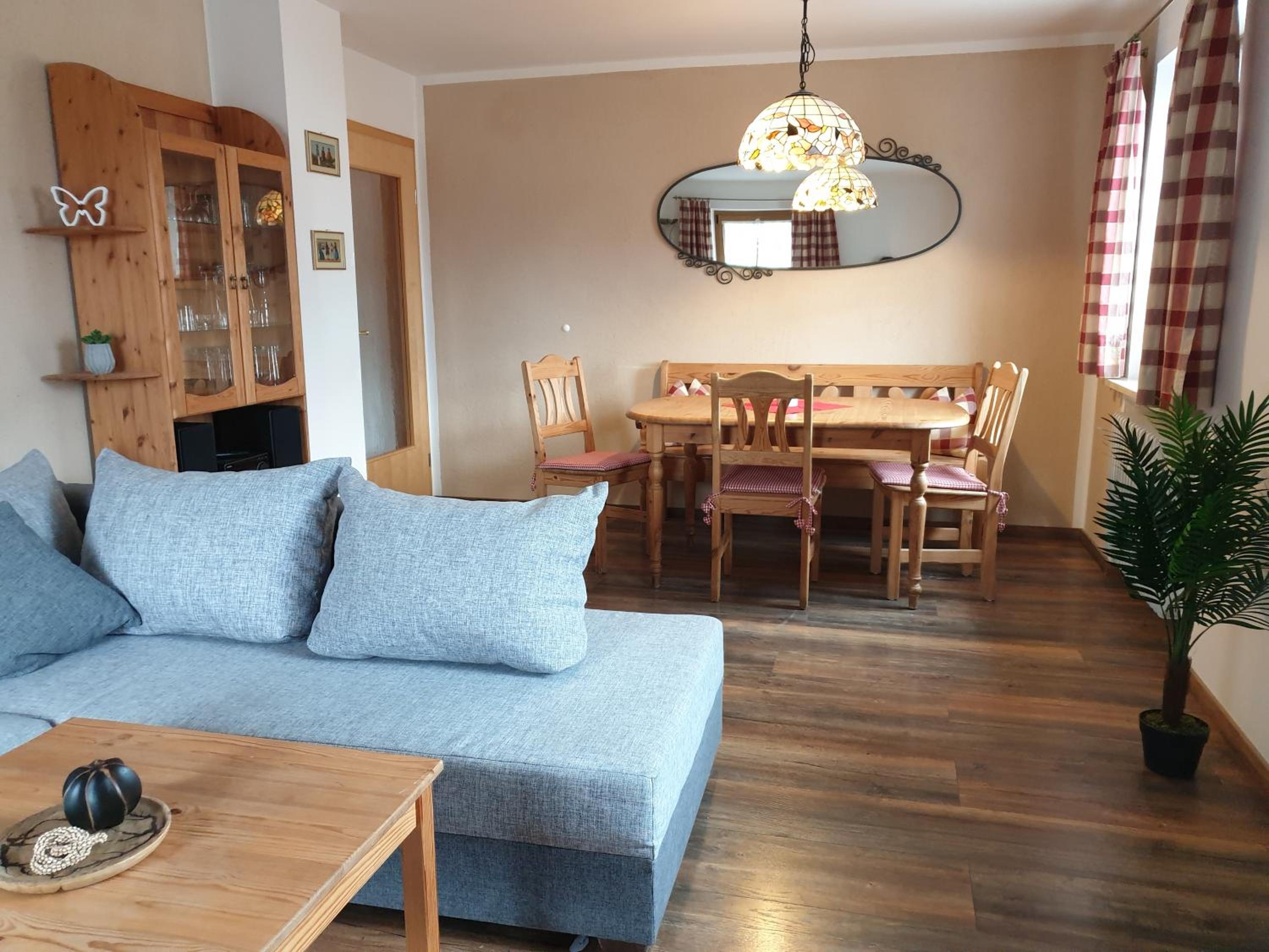 Apartment photo 2