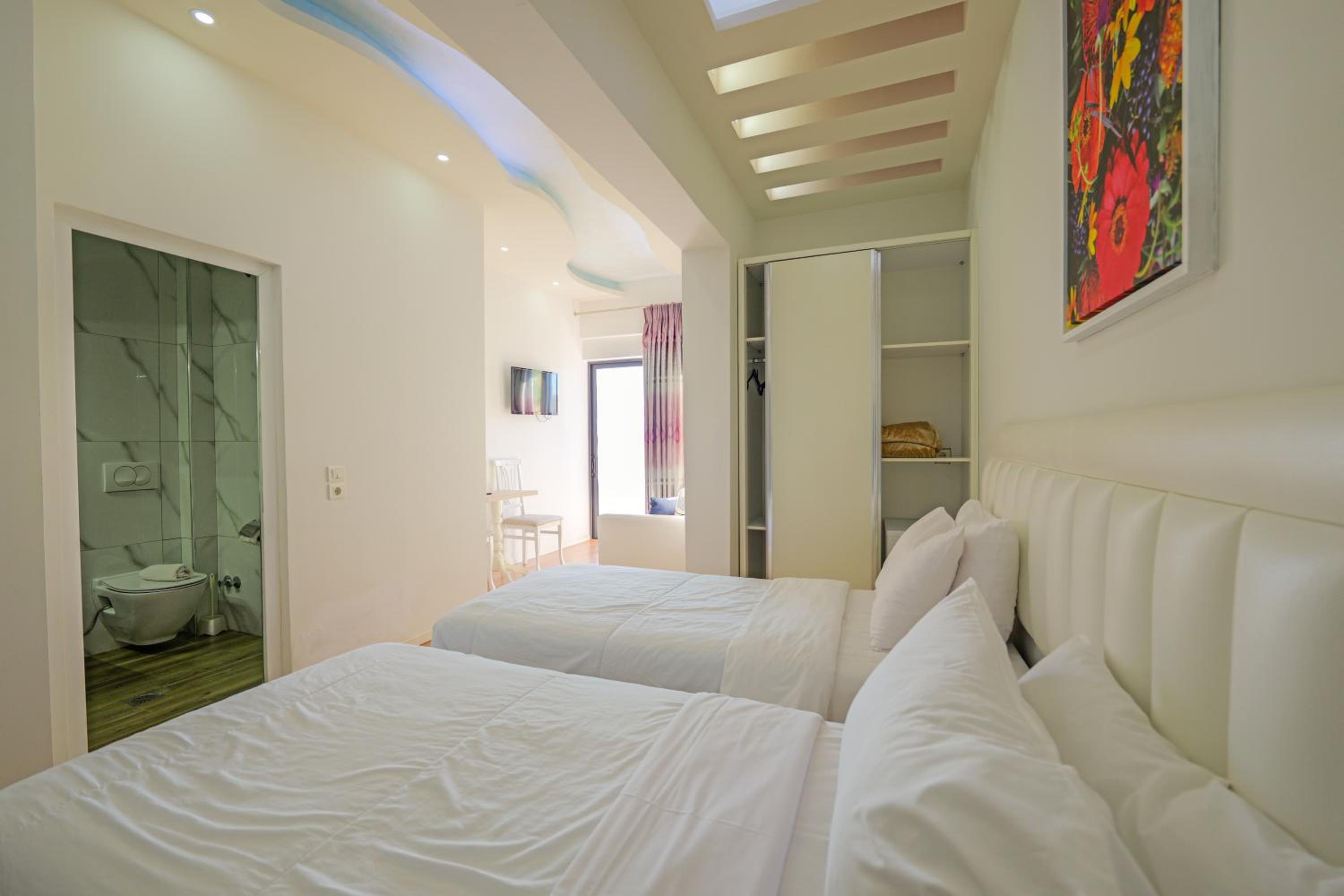 Deluxe Double or Twin Room with Sea View
