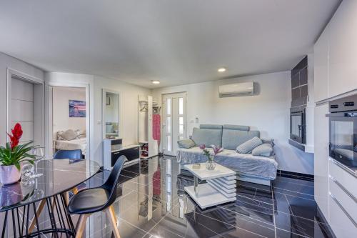 Holiday Home - Photo 8