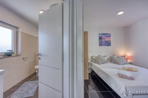 Holiday Home - Photo 7
