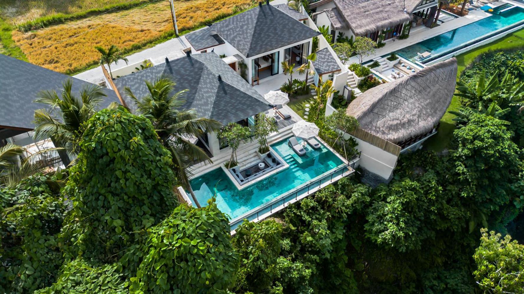 Three-Bedroom Villa - Photo 18