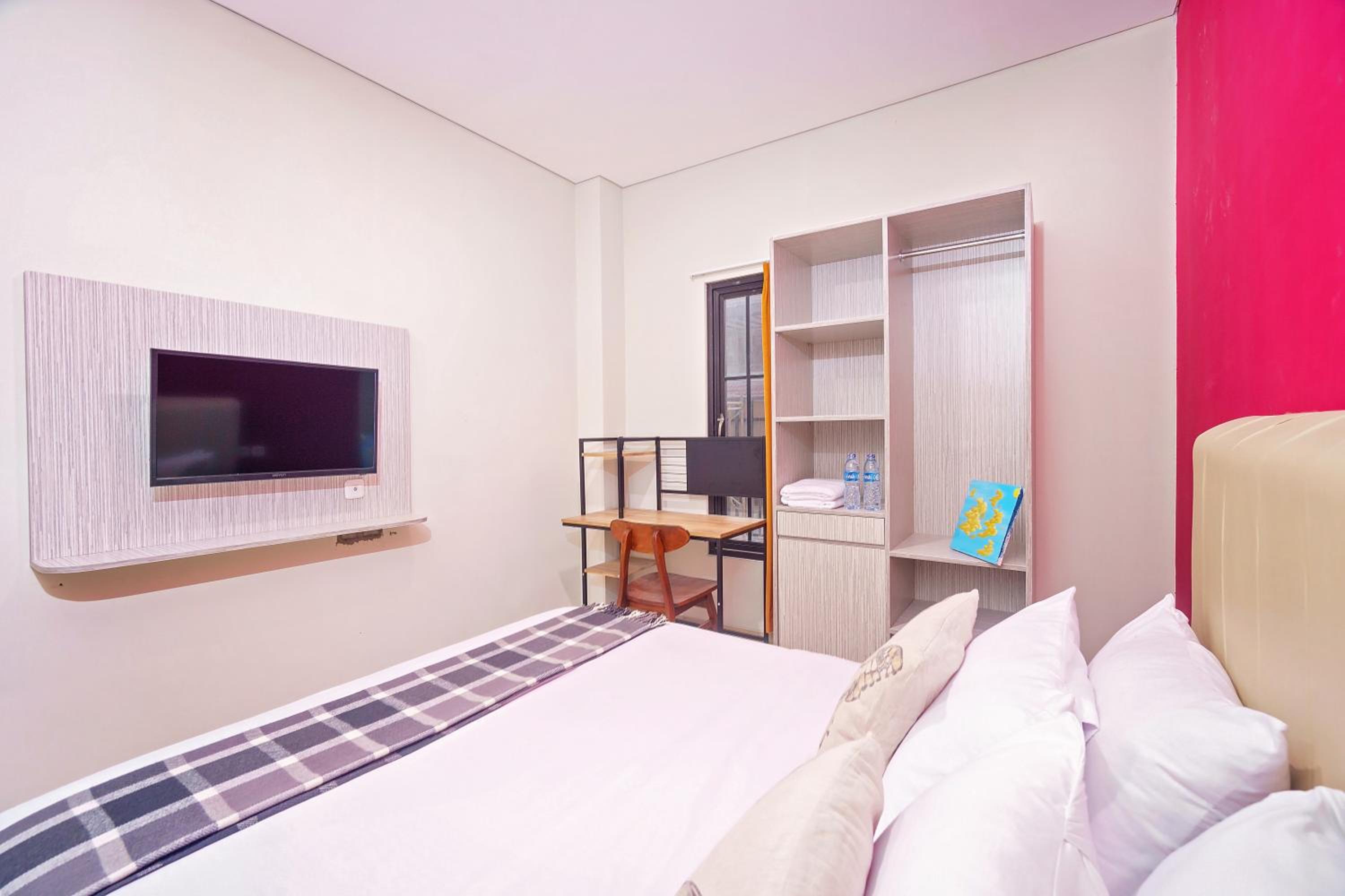 Standard Double Room - Photo 3