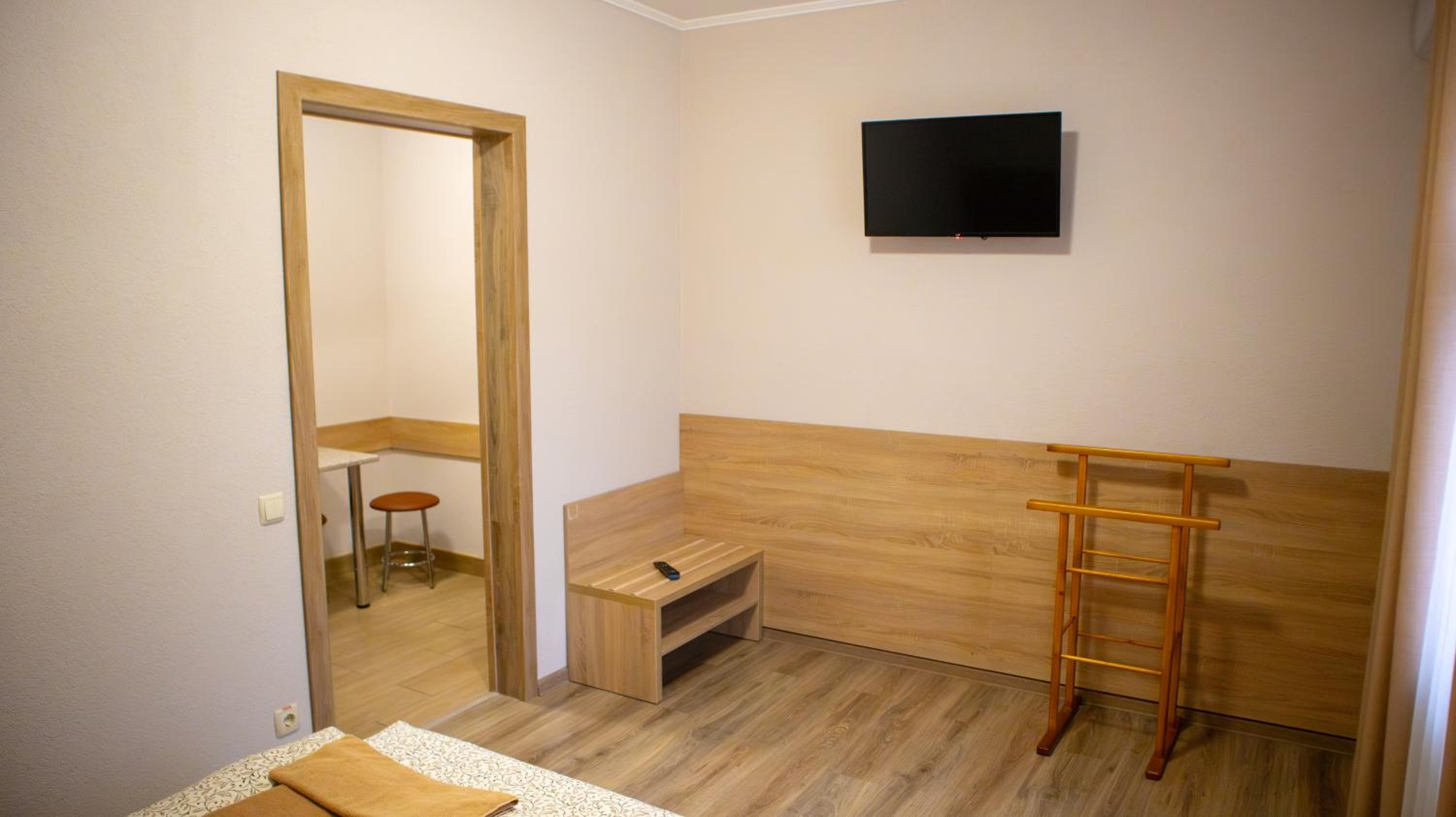 Standard Triple Room photo 2