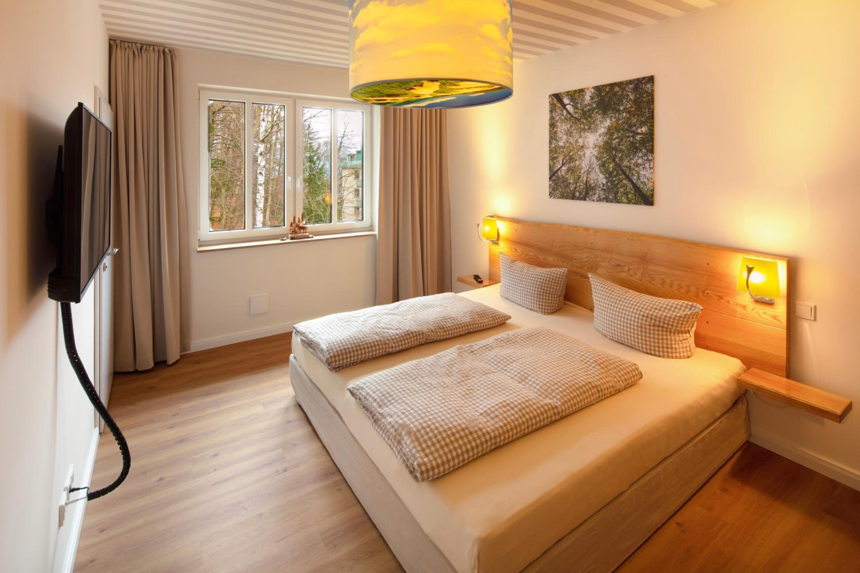 One-Bedroom Apartment - Annex photo 3