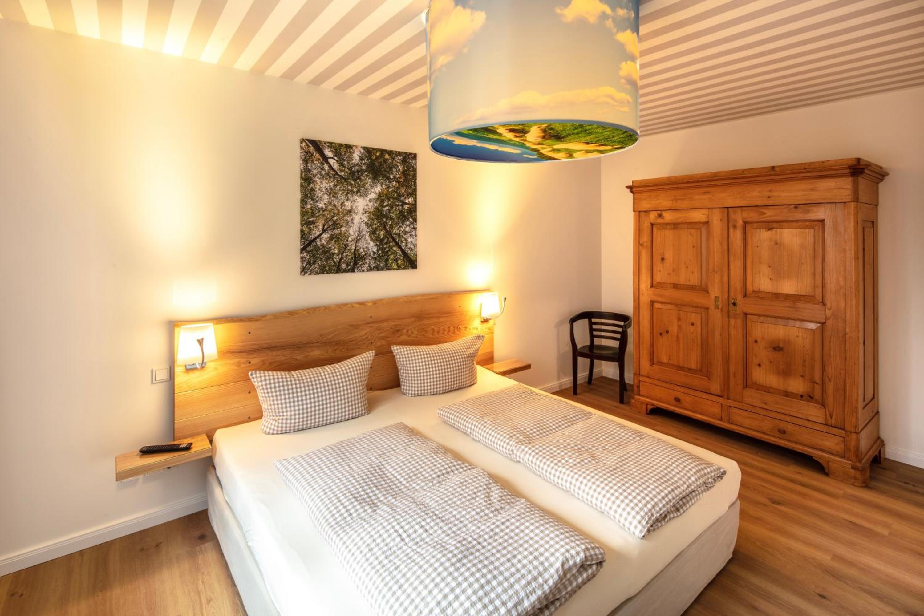 Two-Bedroom Apartment - Annex photo 2