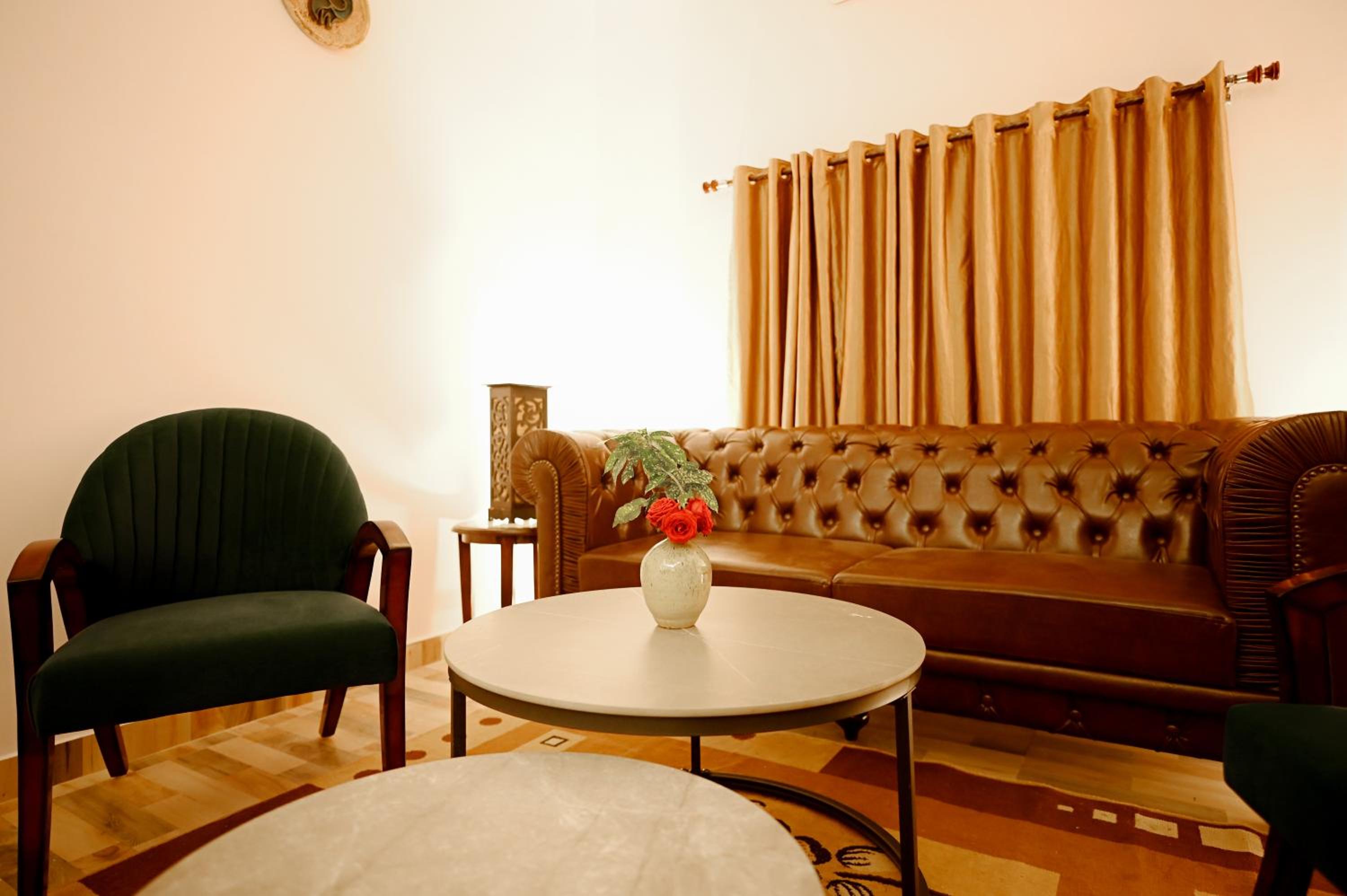 Junior Suite with Garden View photo 2