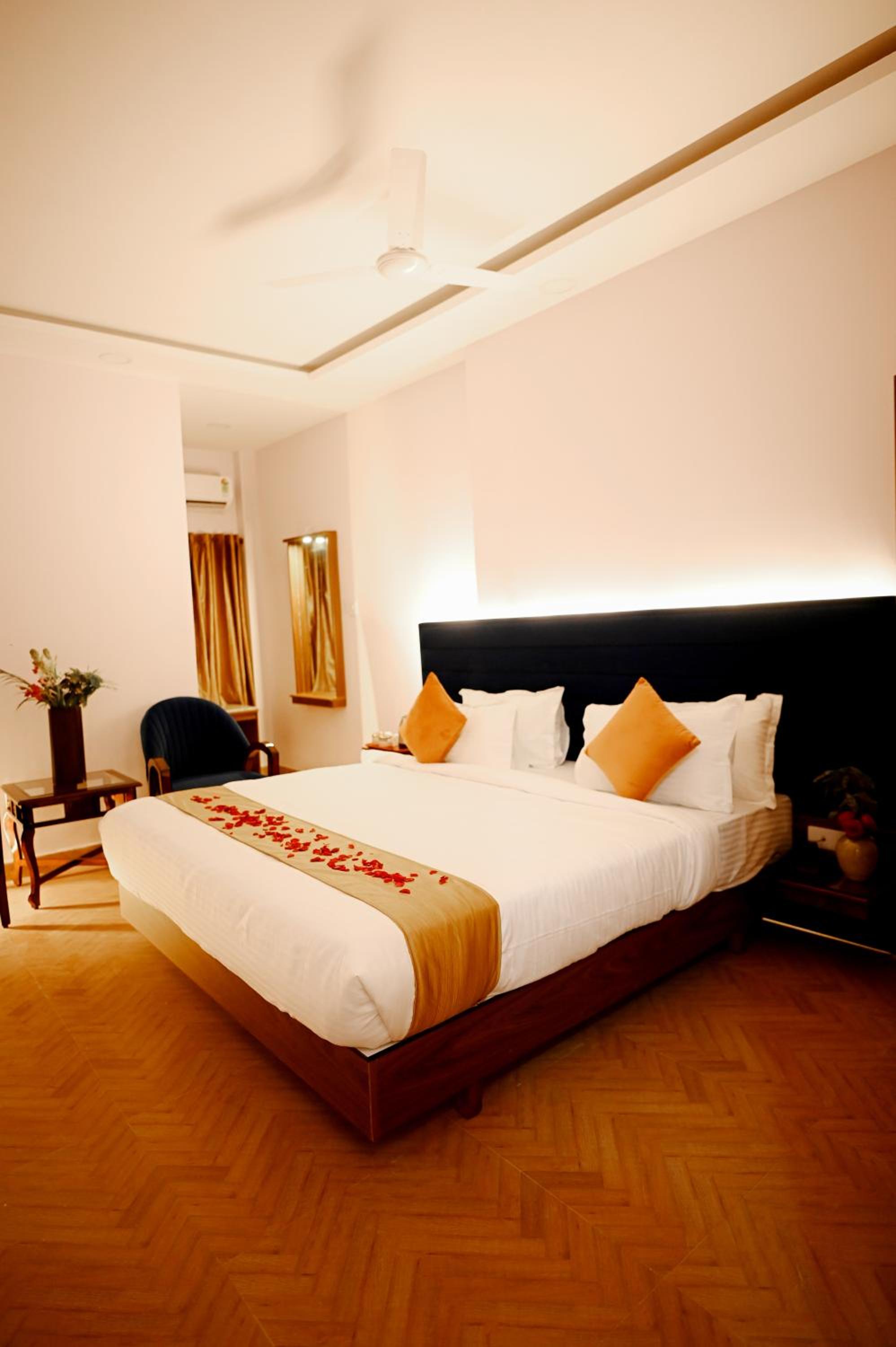 Deluxe Double Room photo 2