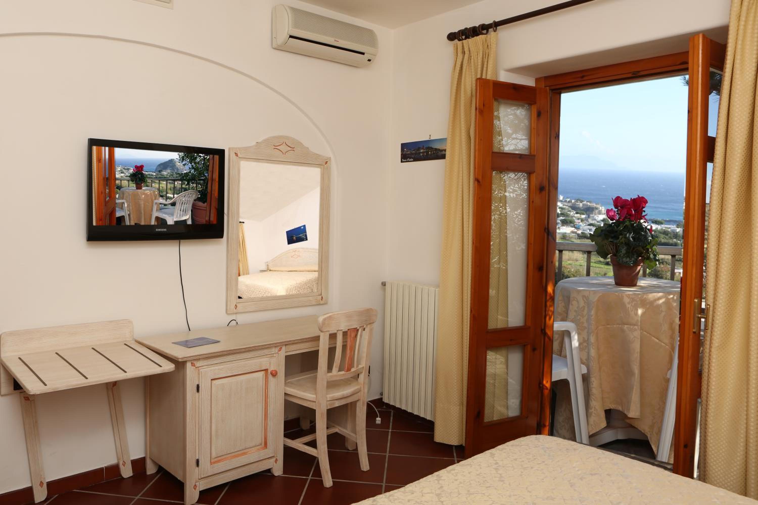 Double Room - Separate Building - Photo 7