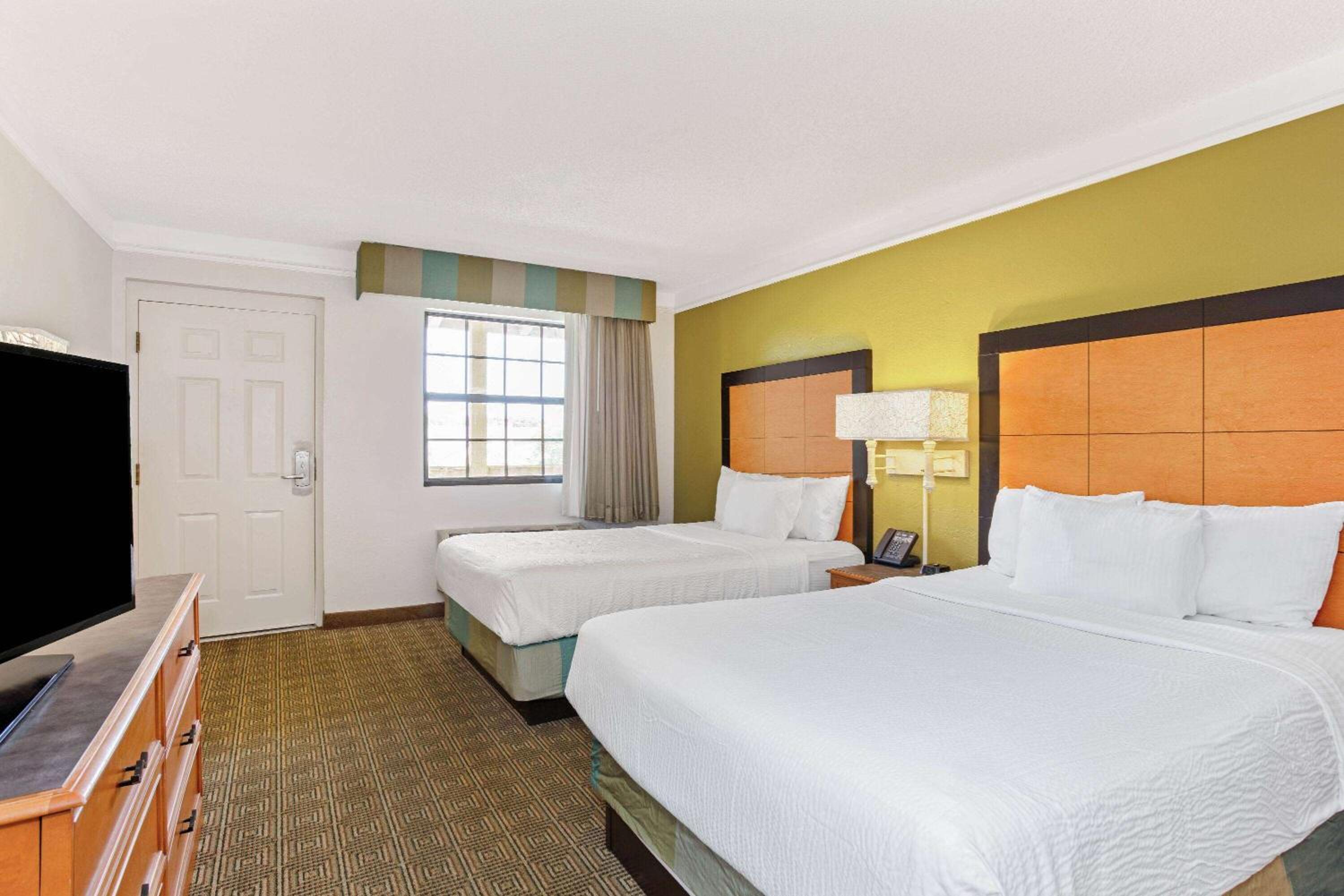 Deluxe Double Room with Two Double Beds