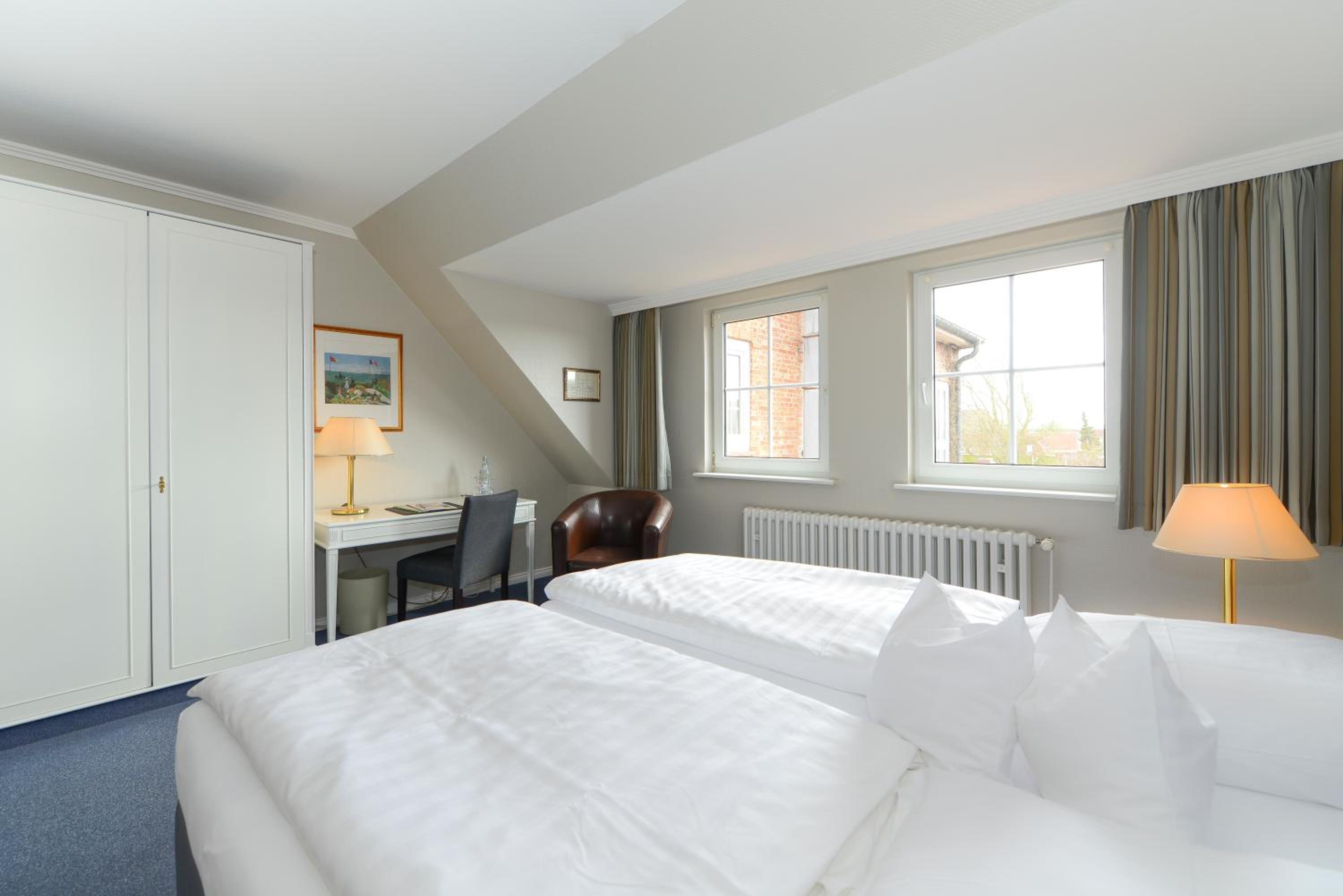Standard Double Room photo 2