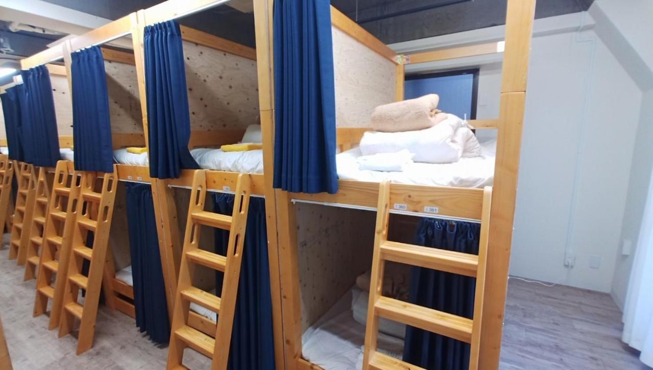 Single Bed in Male Dormitory Room photo 1