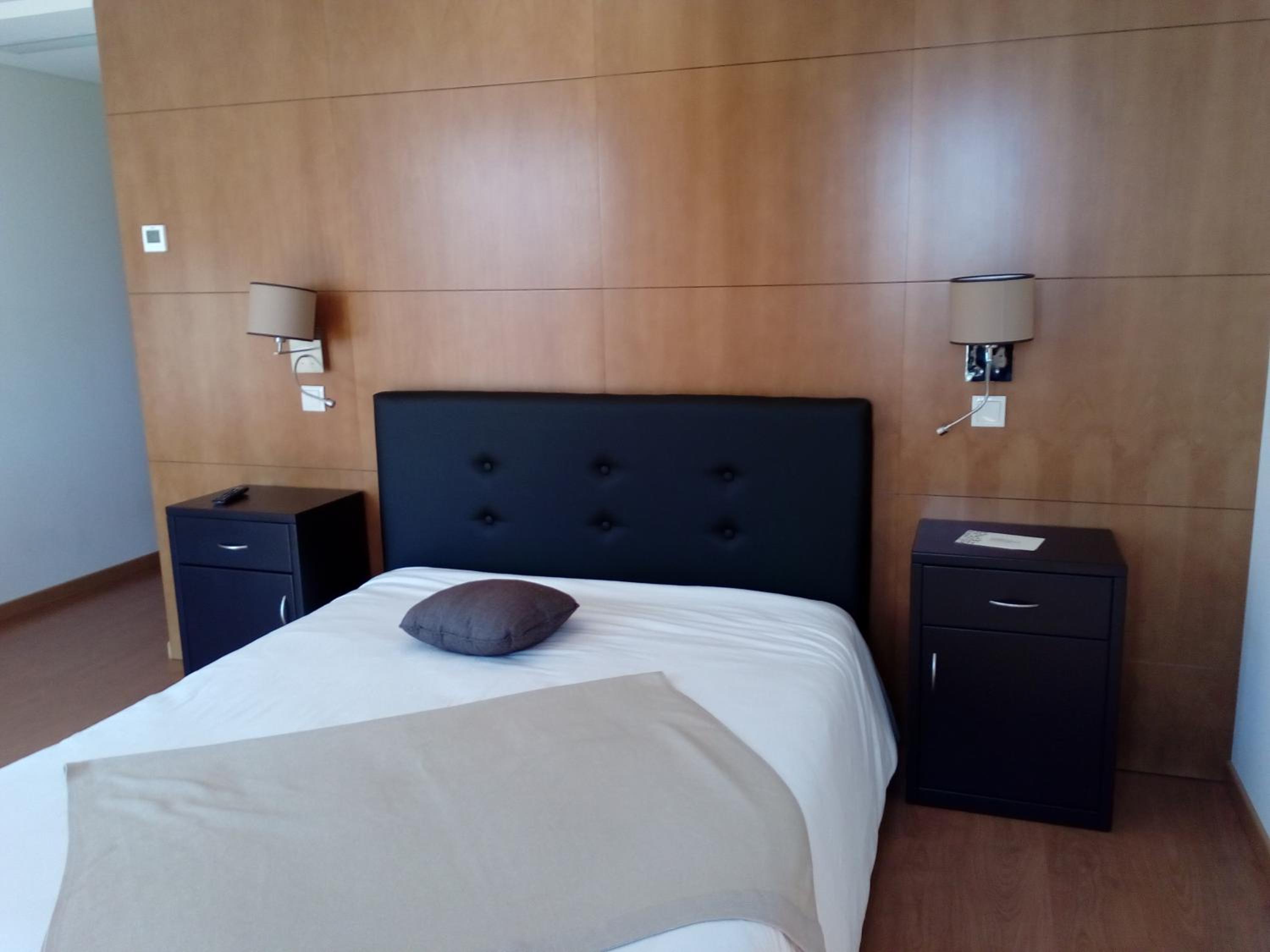 Double Room with Mountain View - Photo 1