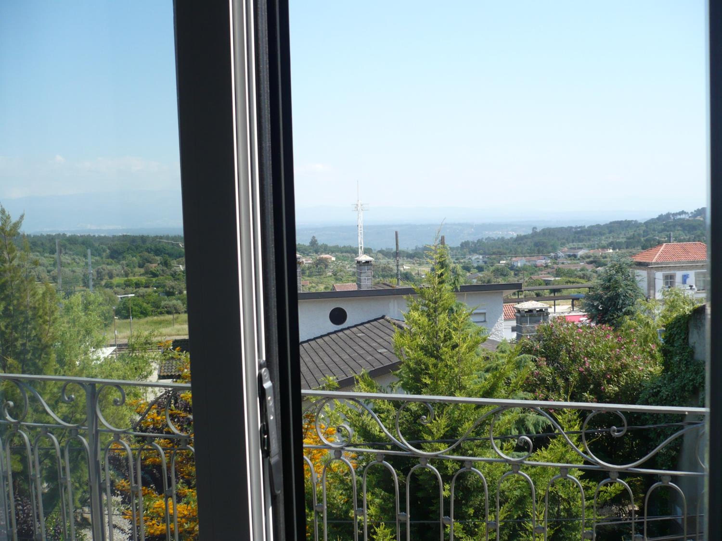Double Room with Mountain View - Photo 3