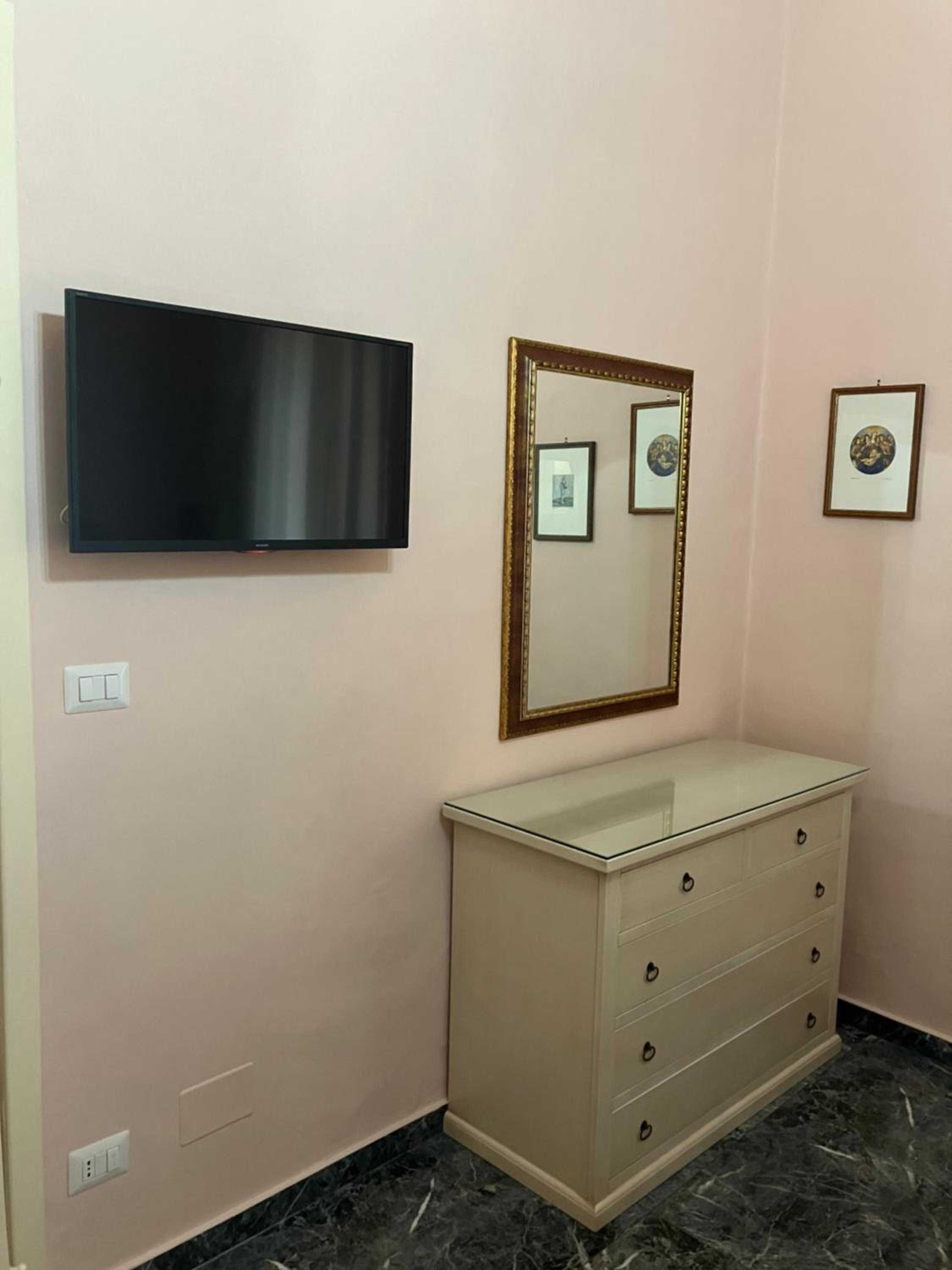 Deluxe Queen Room photo 3
