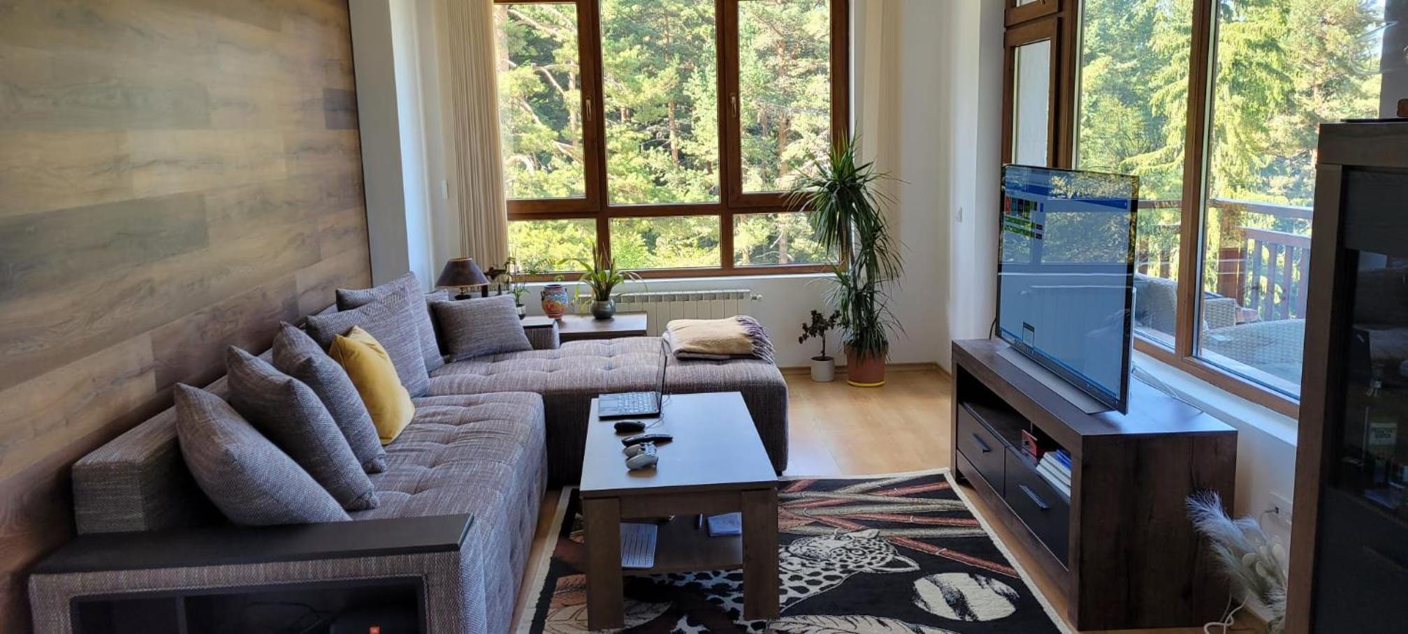Apartment with Balcony photo 1