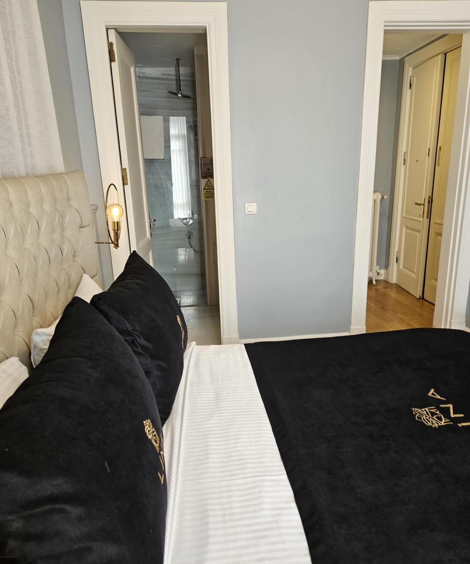 Large Single Room photo 2
