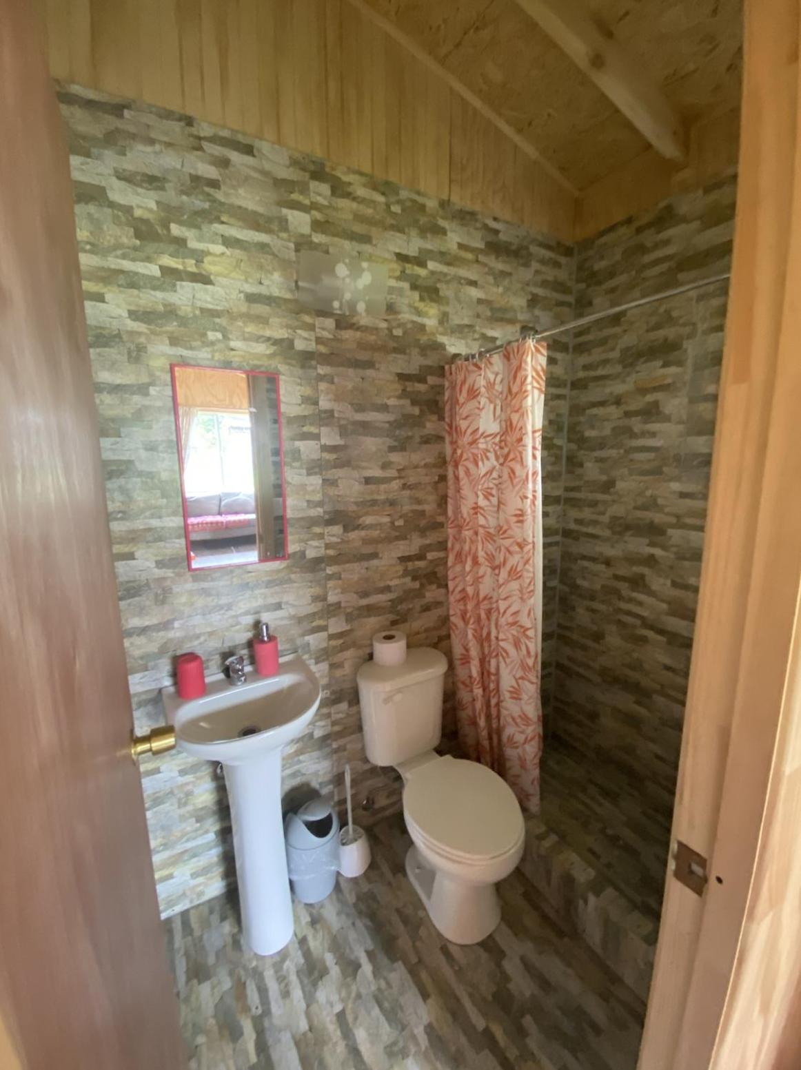Three-Bedroom House photo 2