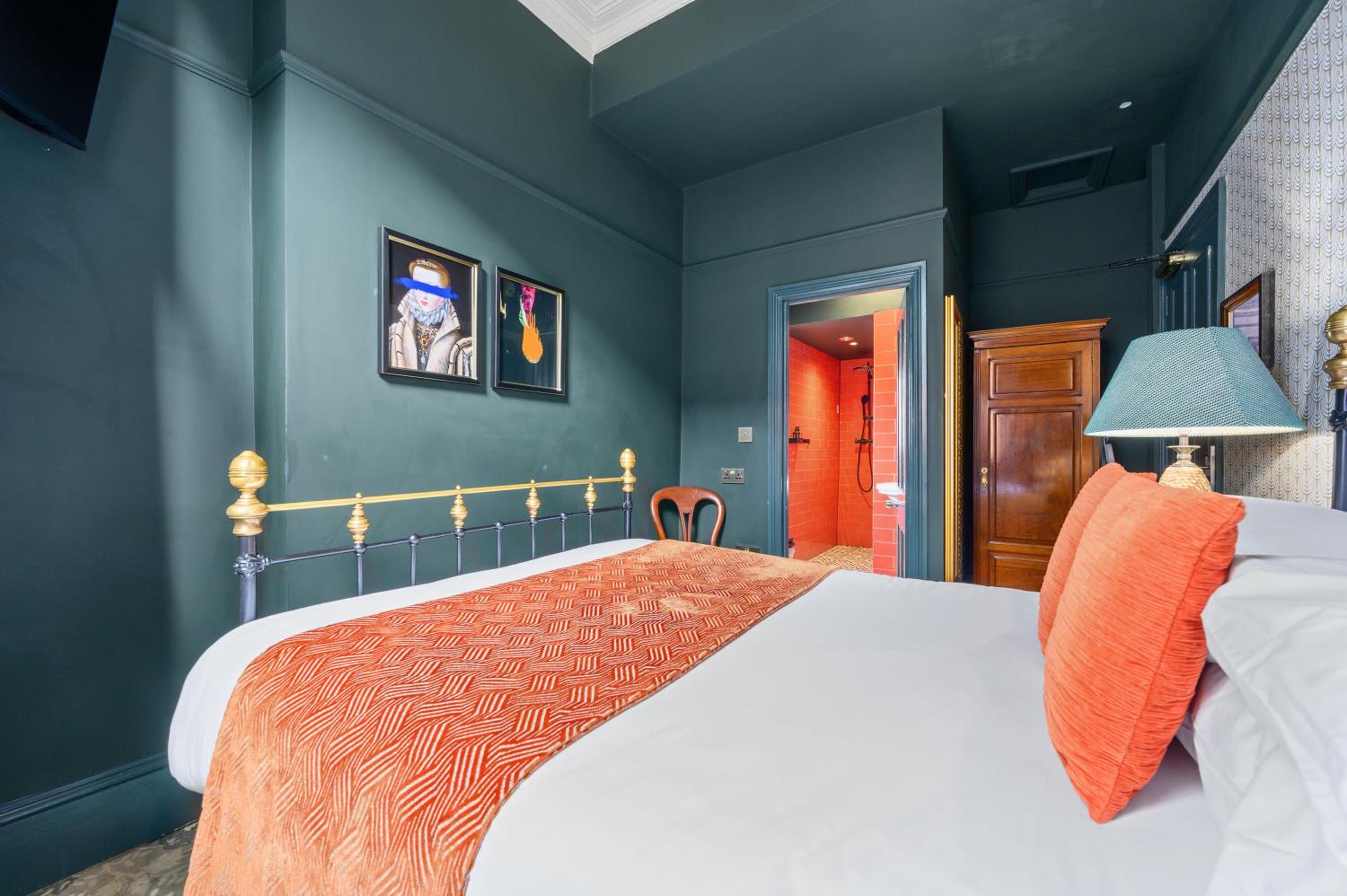 Small Double Room photo 2