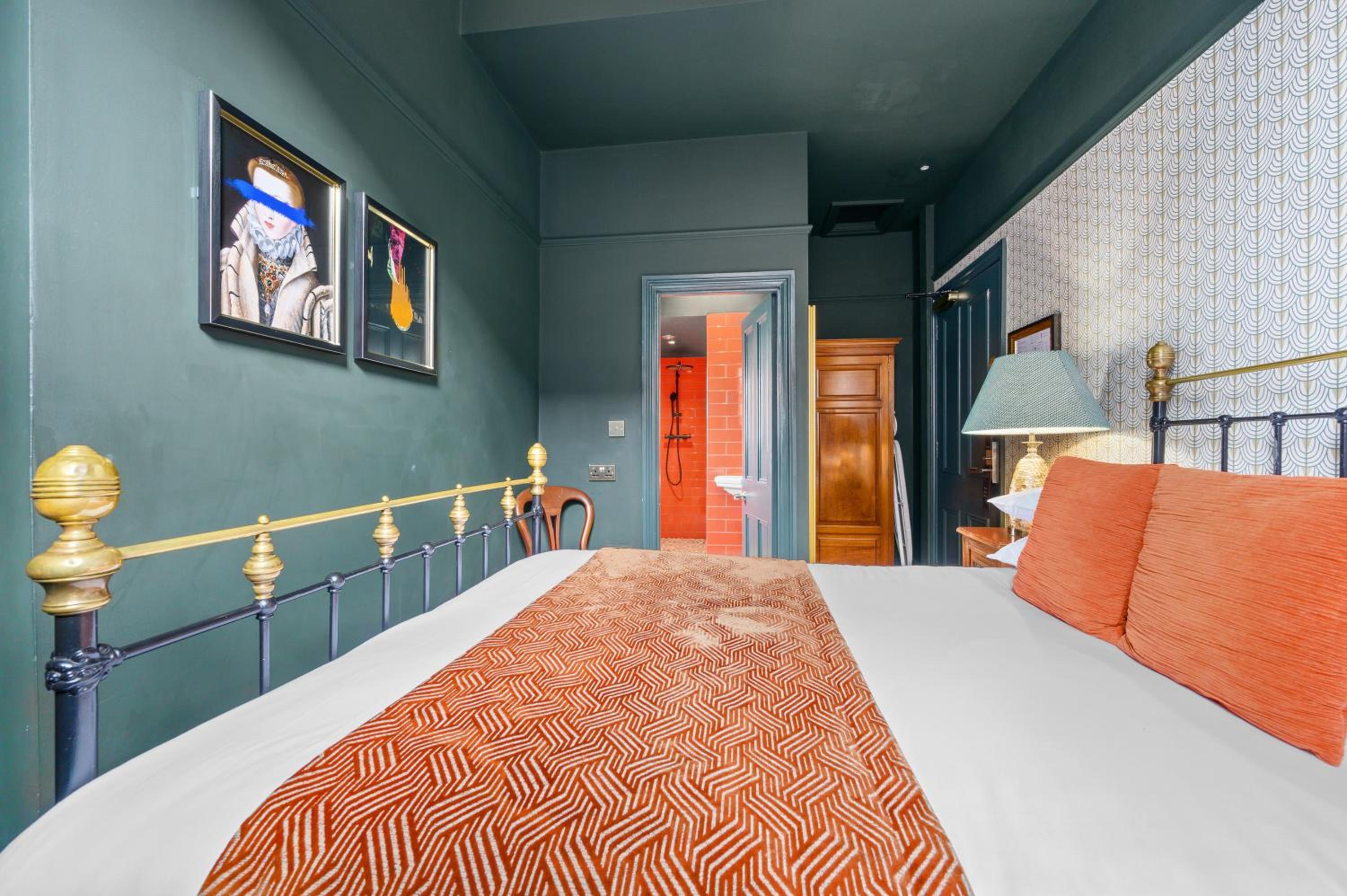Small Double Room photo 3