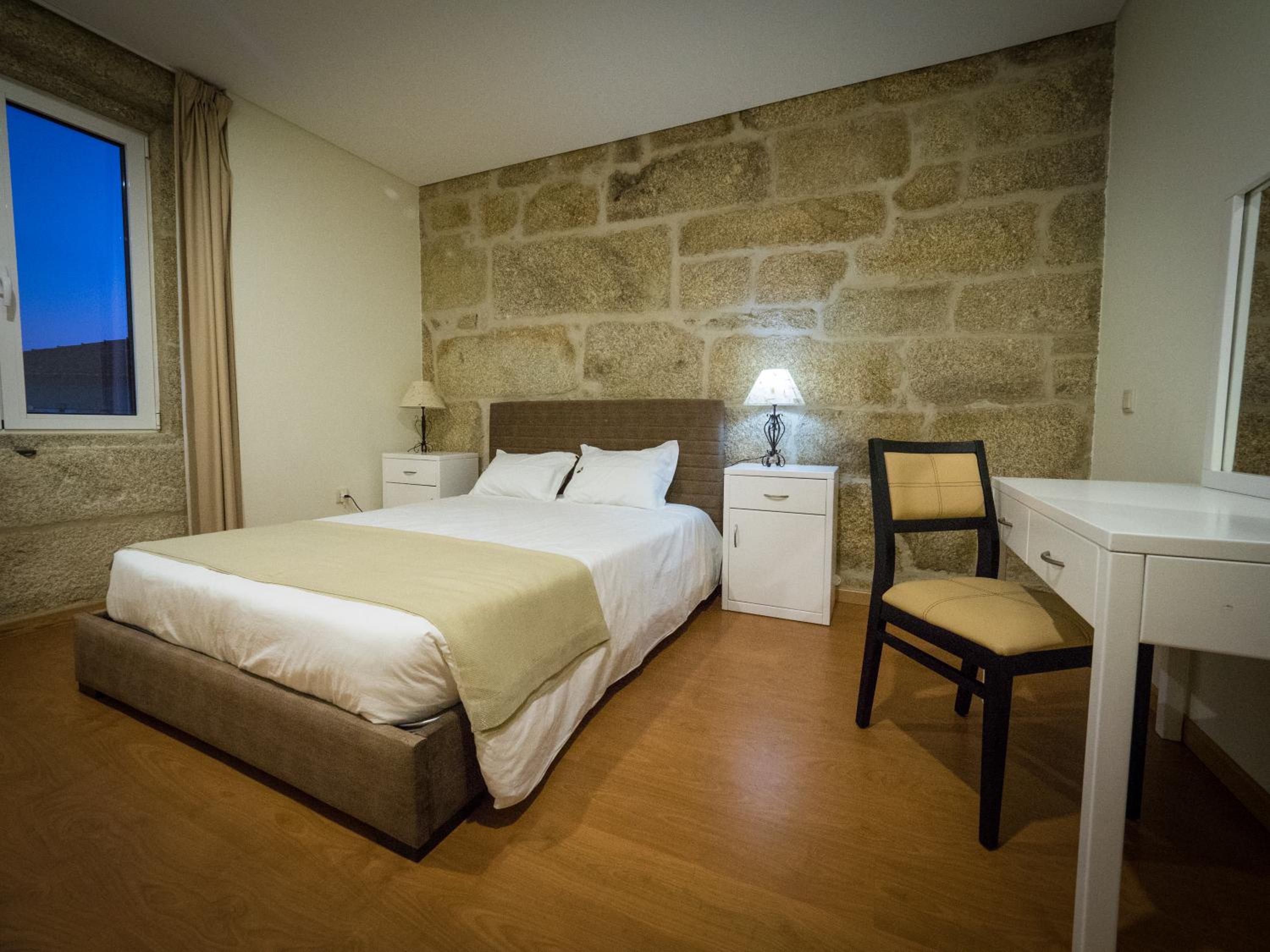 Double Room with Mountain View - Photo 6
