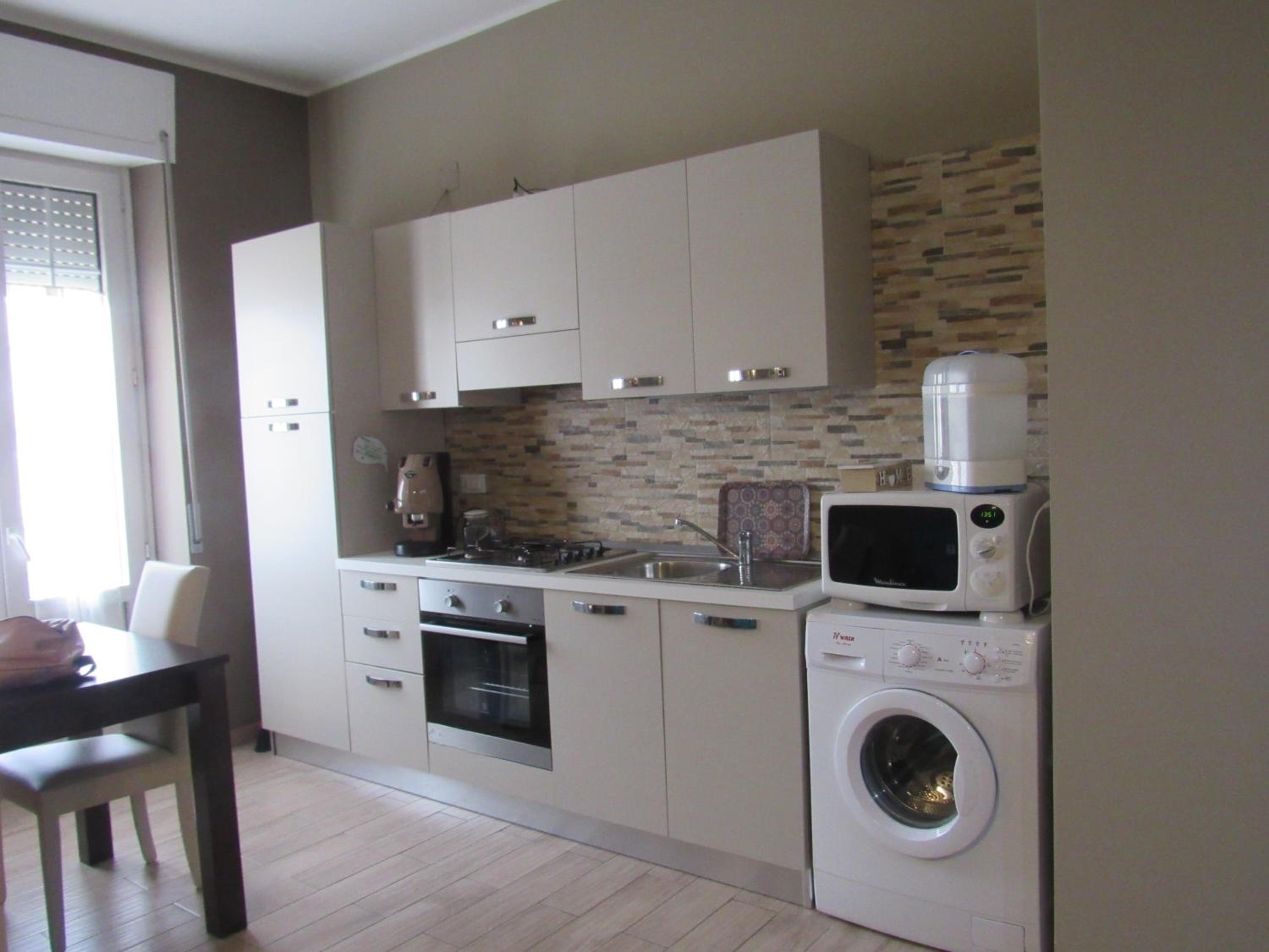 Two-Bedroom Apartment - Photo 12