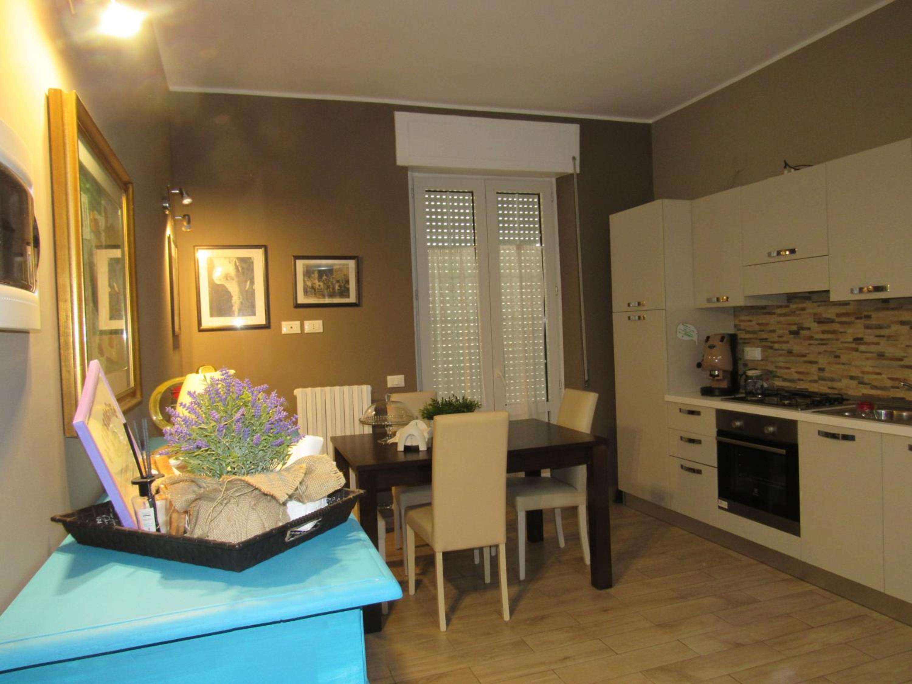 Two-Bedroom Apartment - Photo 10