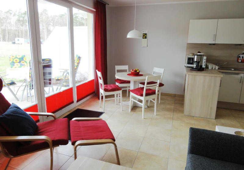 One-Bedroom Apartment with Terrace photo 2