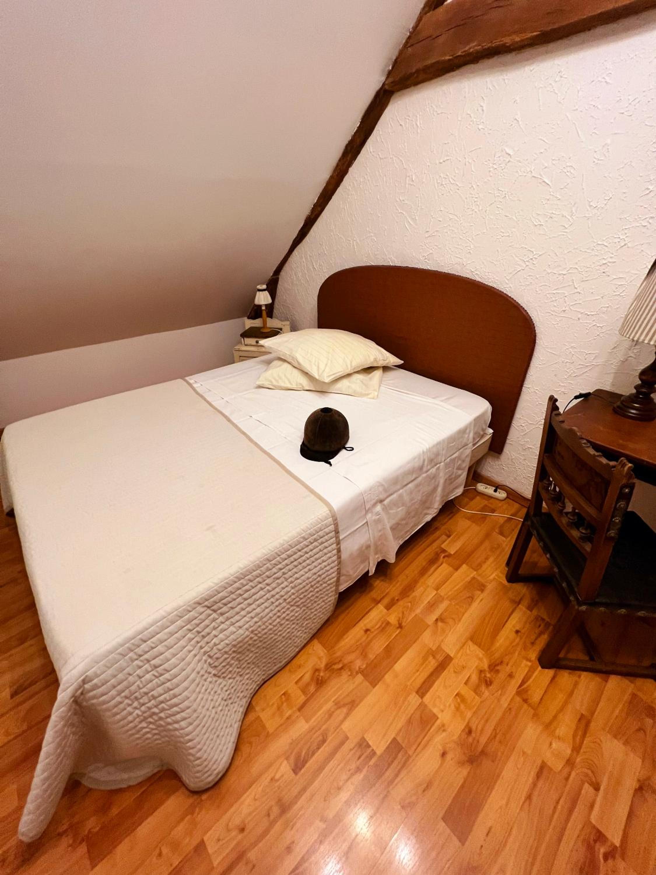 Standard Room photo 2