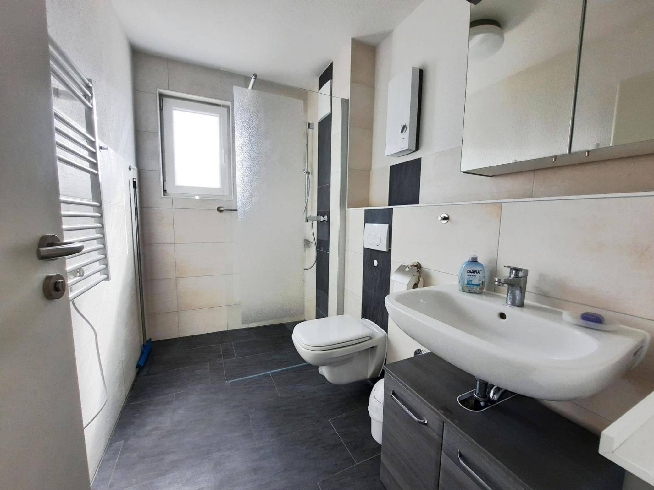 One-Bedroom Apartment with Terrace photo 3