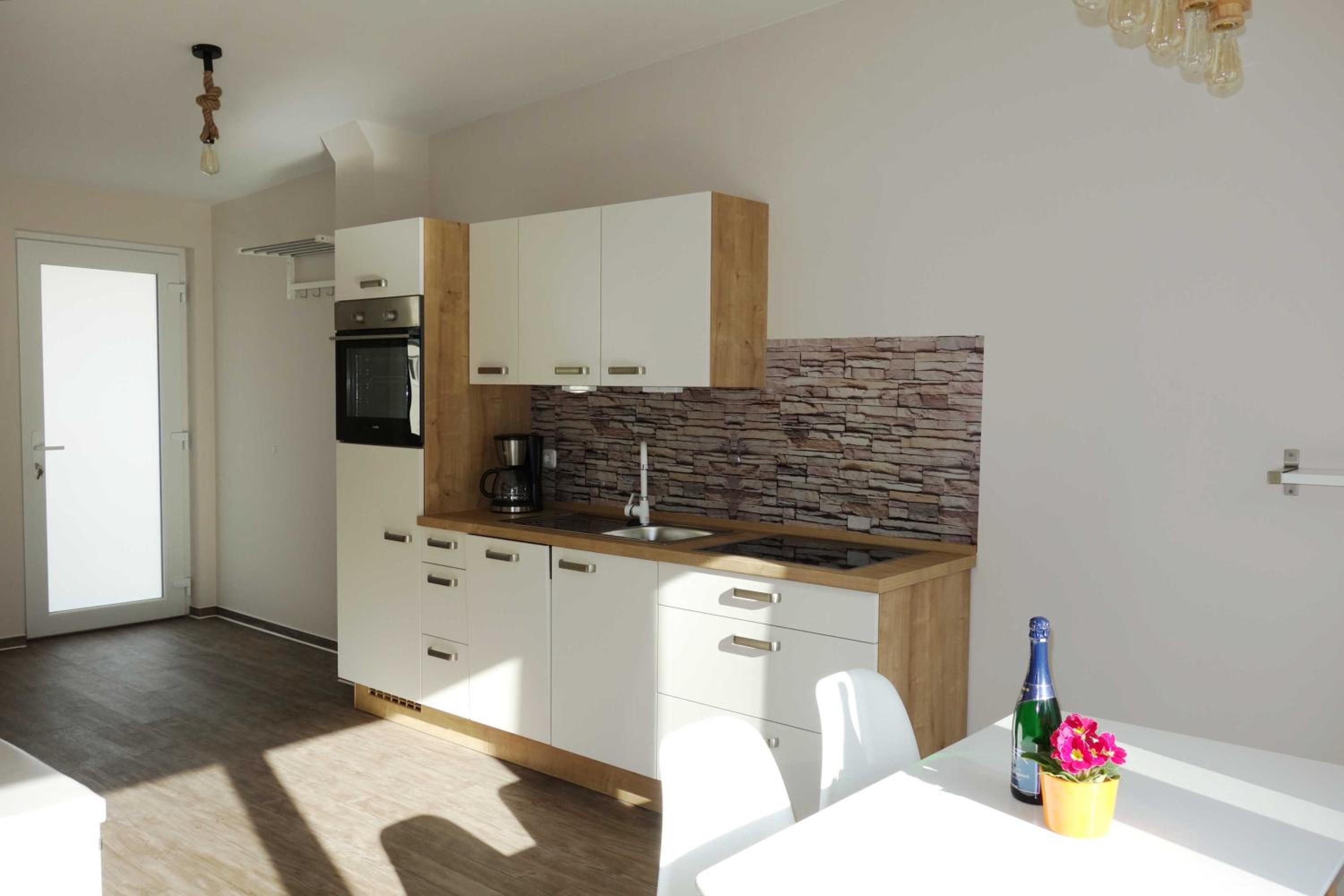One-Bedroom Apartment with Balcony photo 3