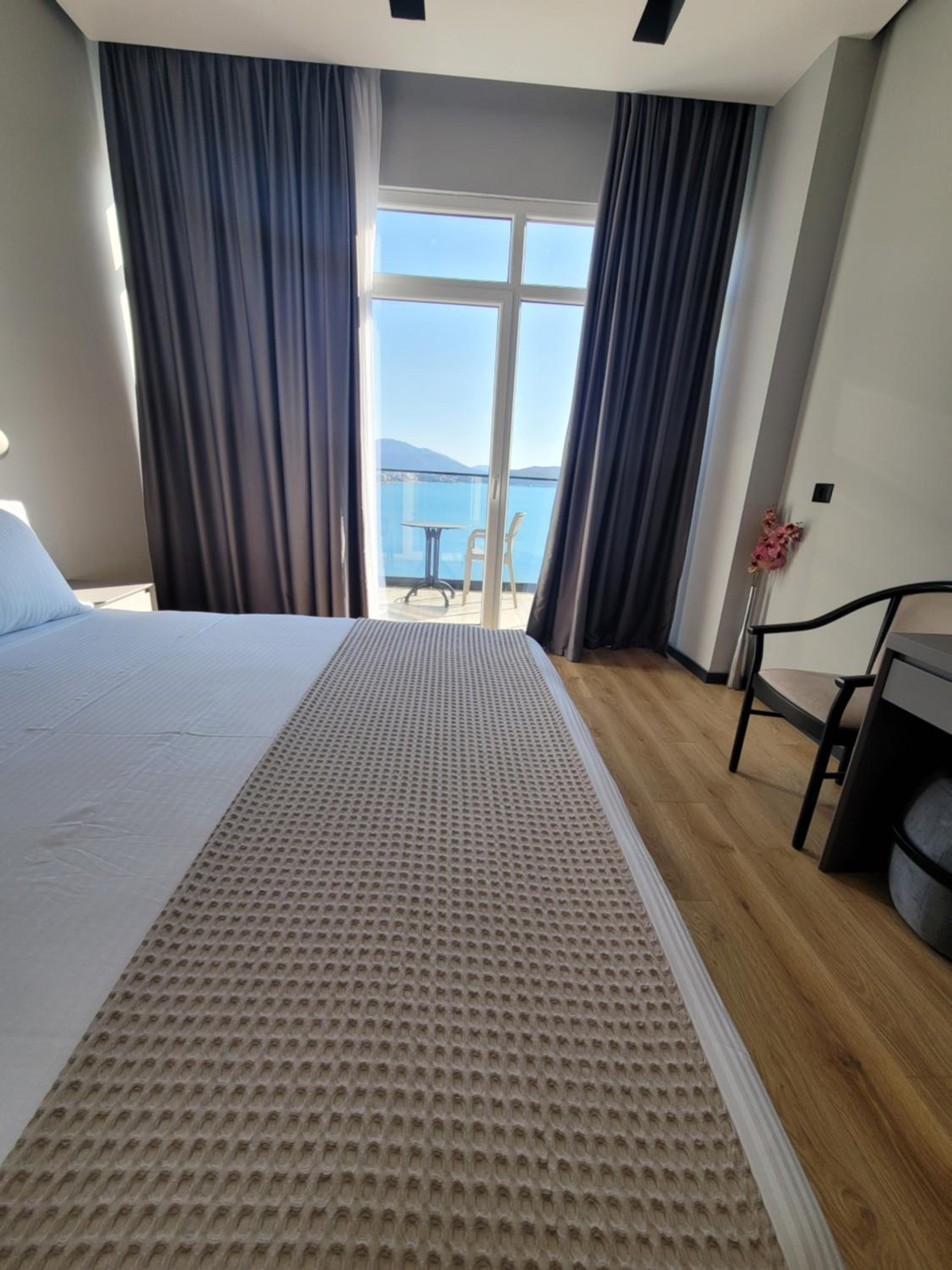 Deluxe Double Room with Sea View photo 3