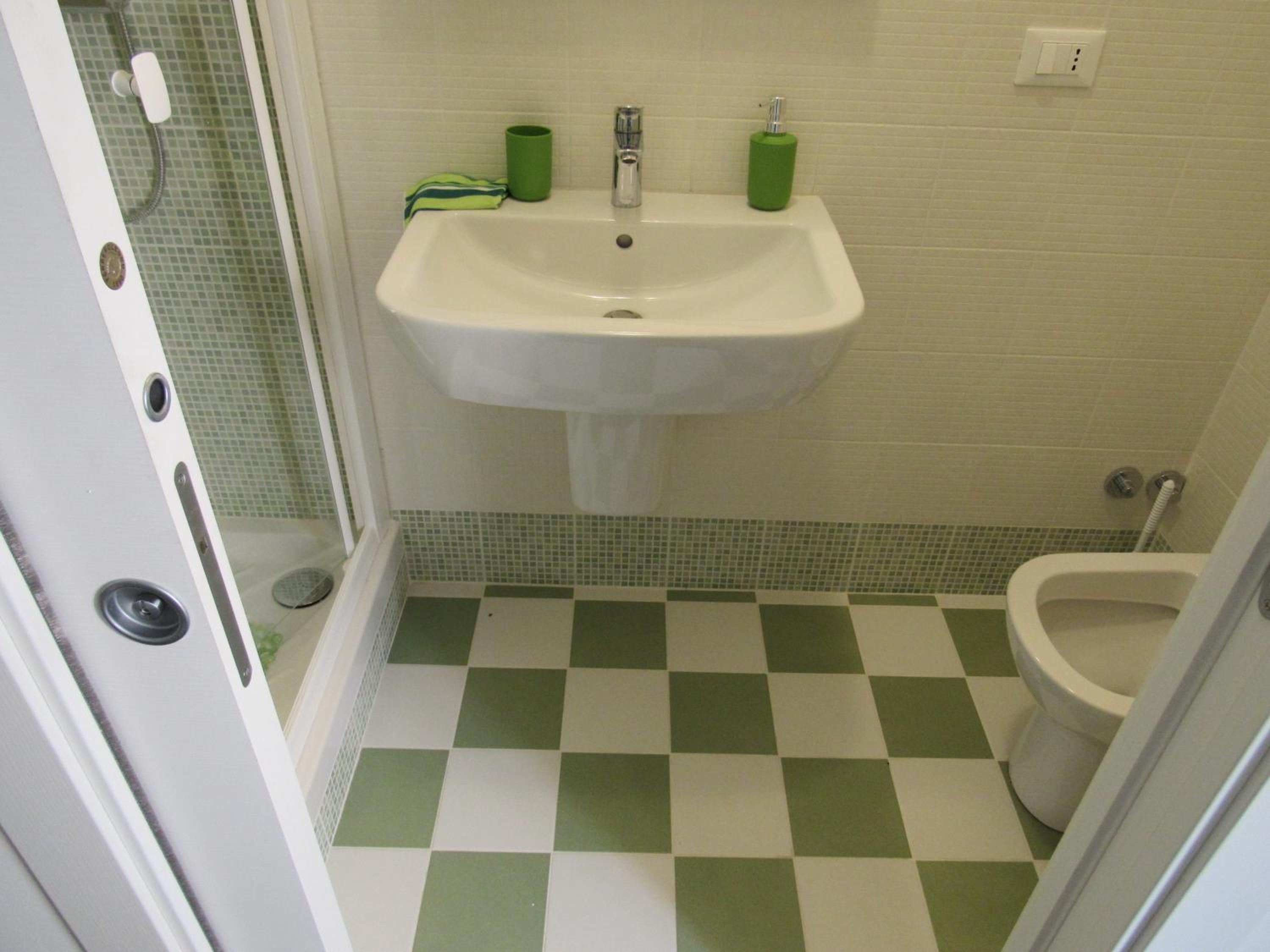 Double Room with Private Bathroom photo 3