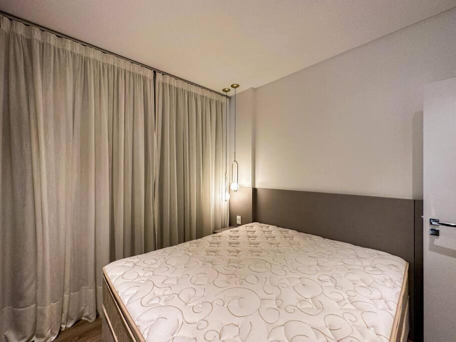 Three-Bedroom Apartment photo 1