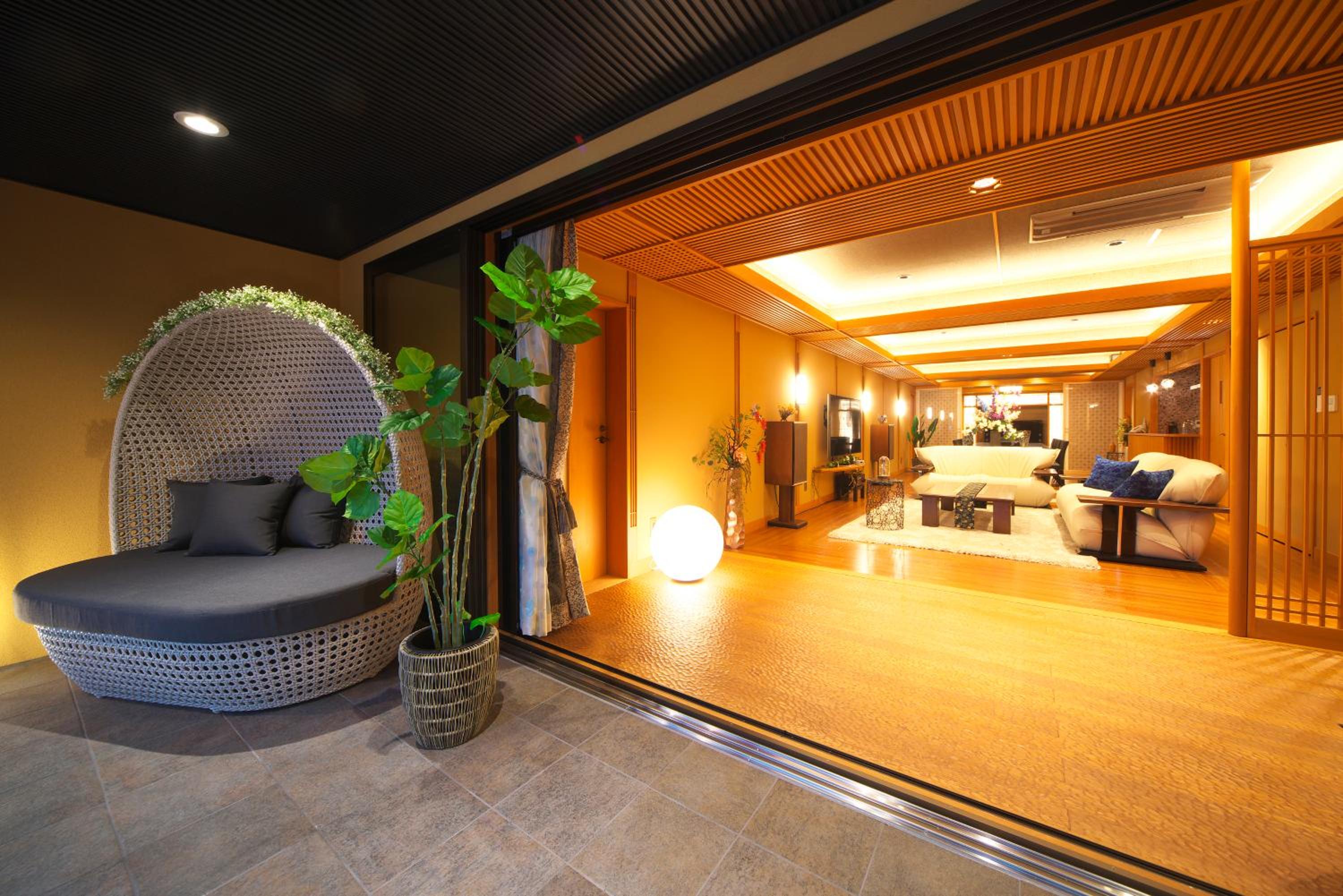 Premium Suite - Annex - No View - Photo 8