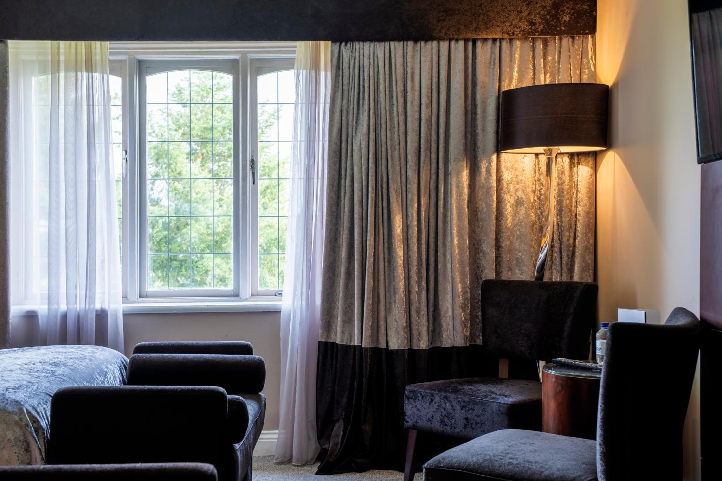 Premium Double with 2 Double Beds - Photo 2