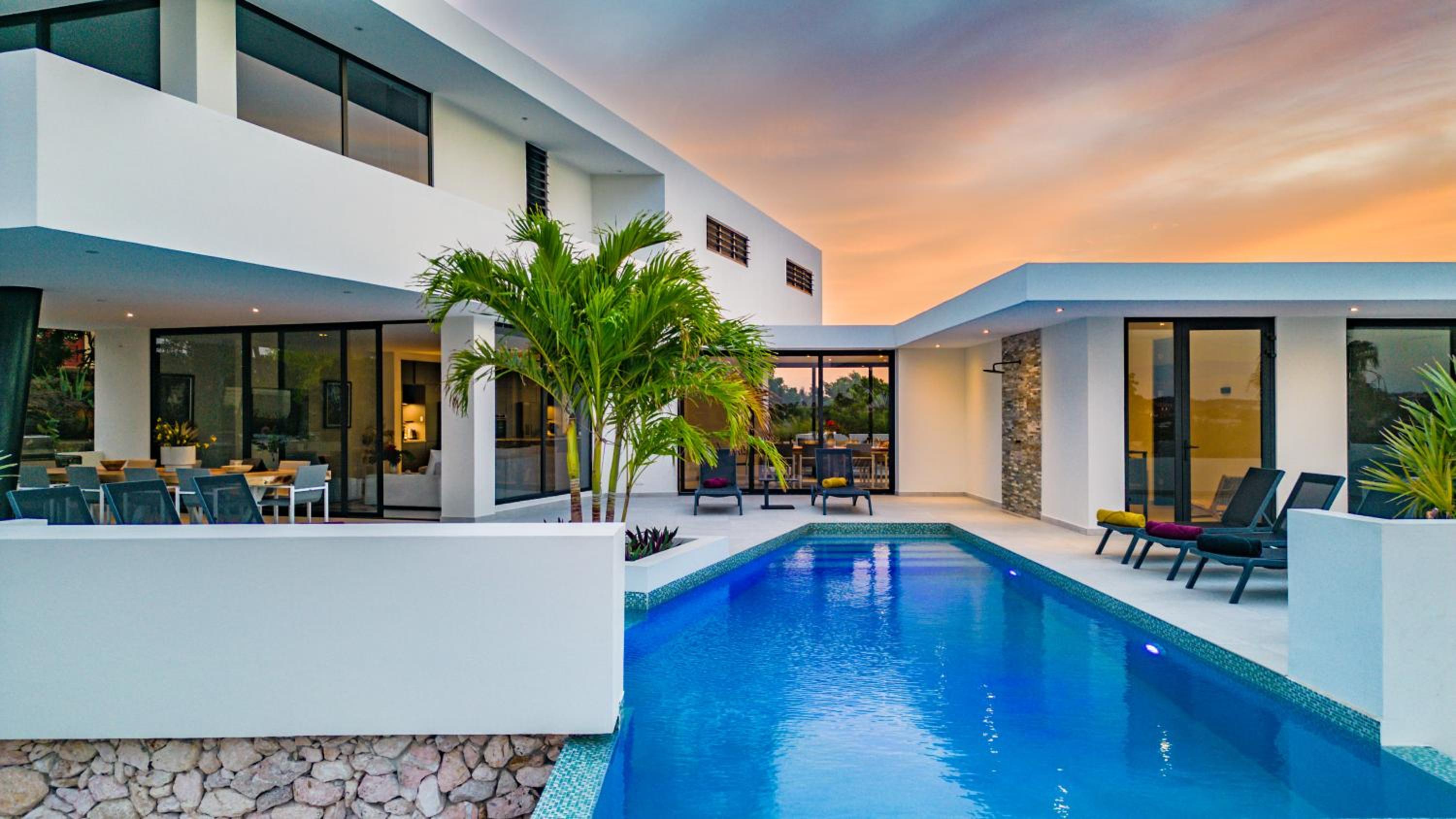 Villa photo 3