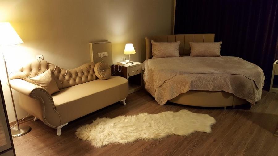 Suite with Spa Bath
